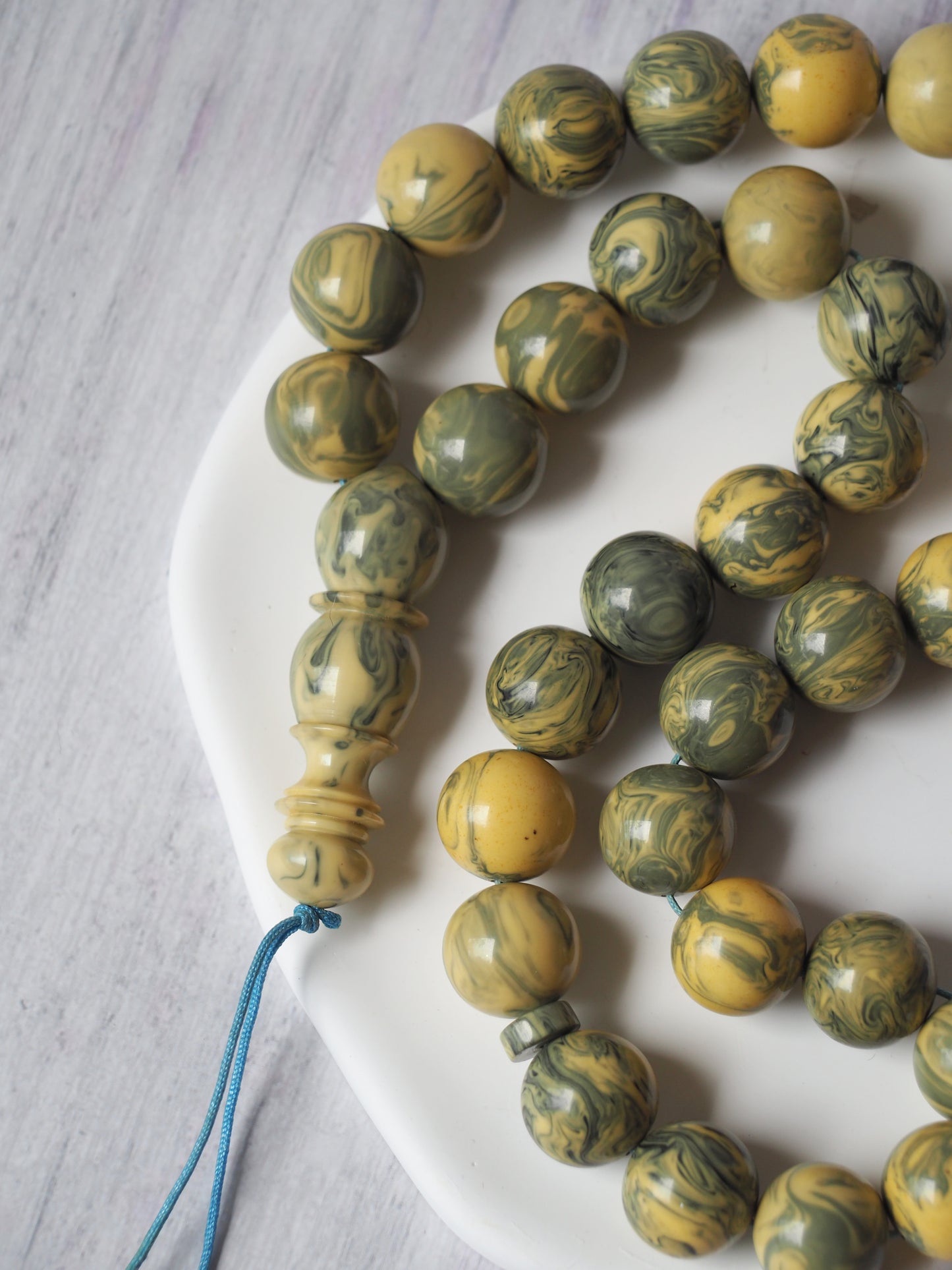 Vintage Milky Green "Chernobyl" Bakelite Misbah 33 Beads