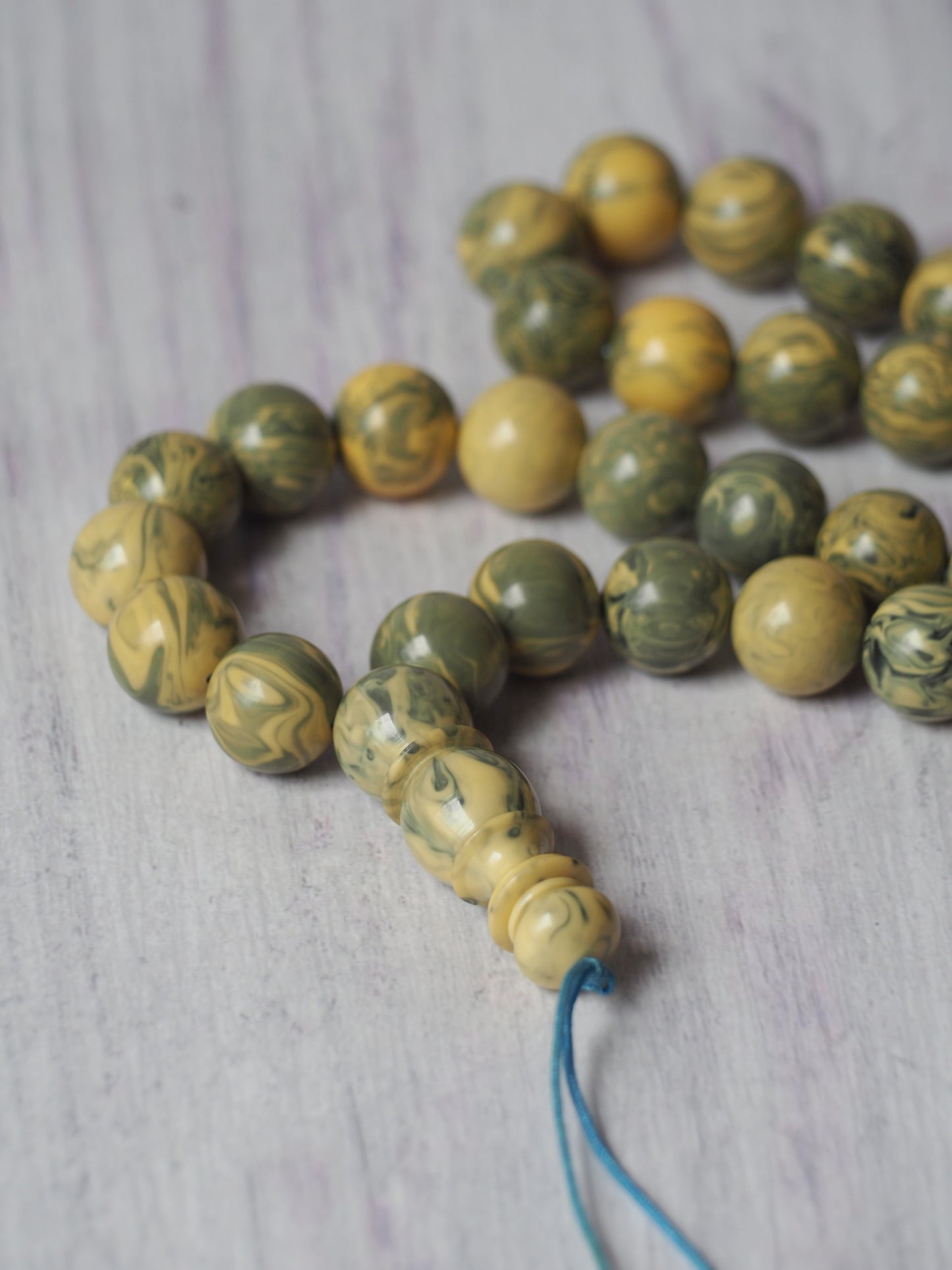 Vintage Milky Green "Chernobyl" Bakelite Misbah 33 Beads
