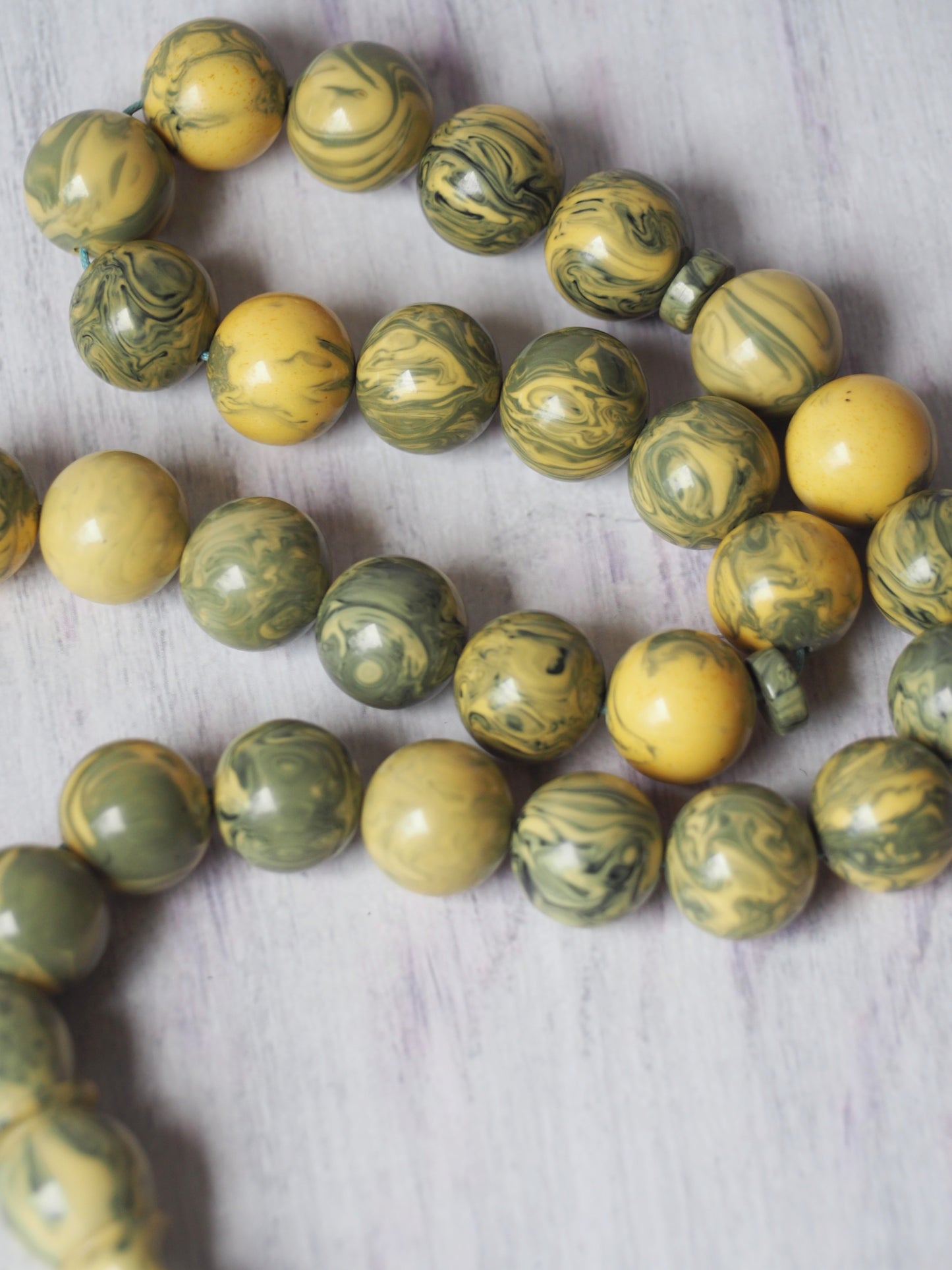 Vintage Milky Green "Chernobyl" Bakelite Misbah 33 Beads