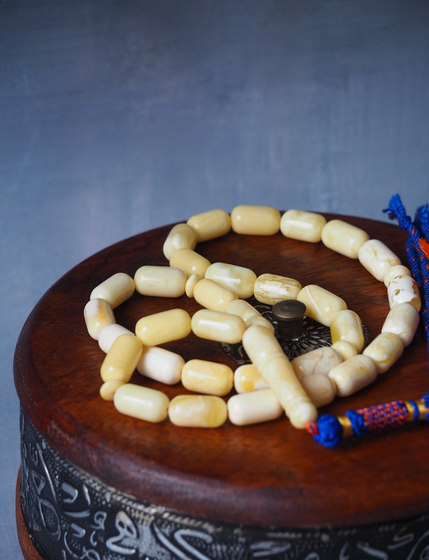 Natural Royal White Barrel Shape Tasbih 33 Beads