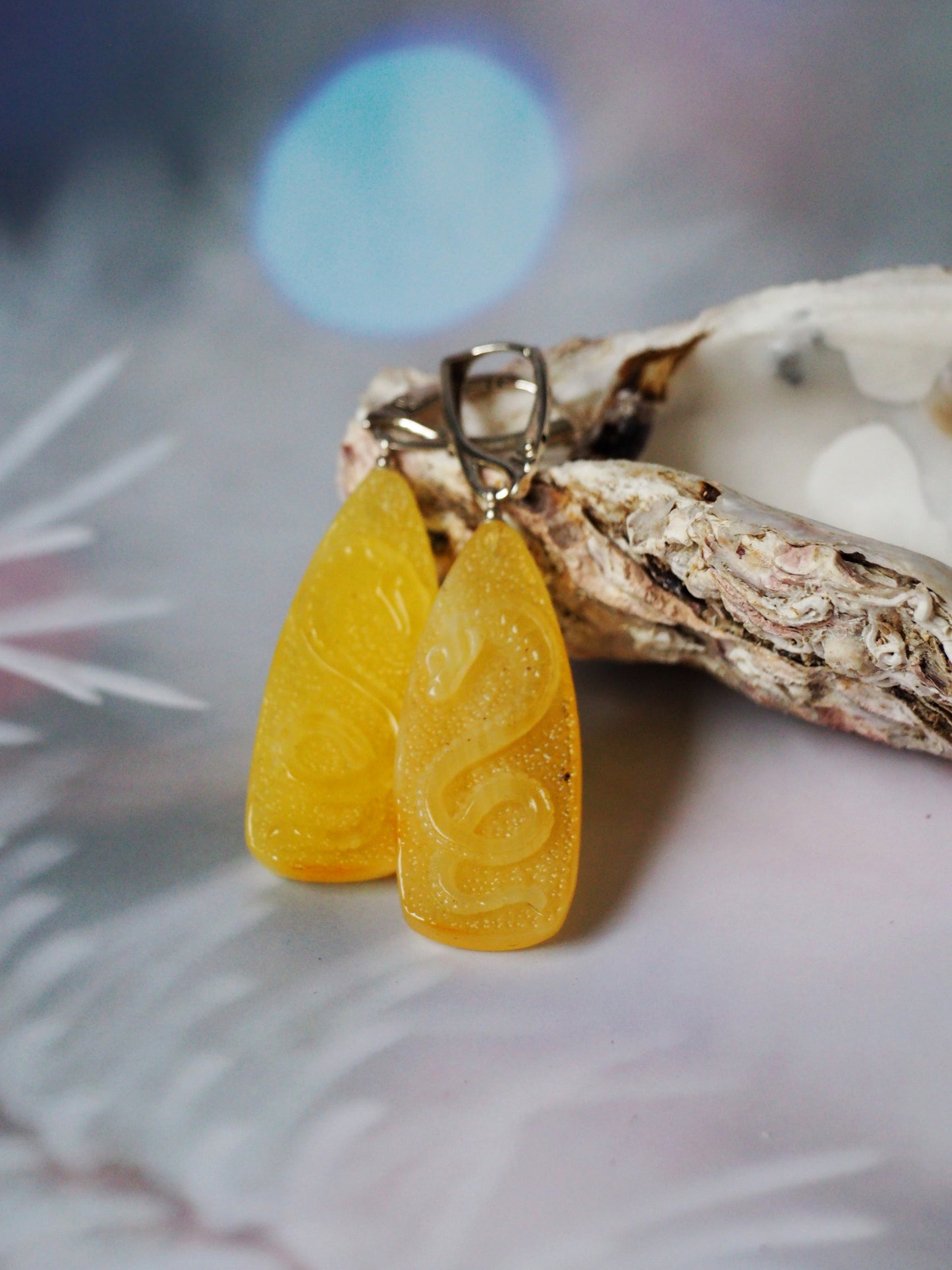 Special Amber Set with Handmade Carved Snake for the CNY 2025