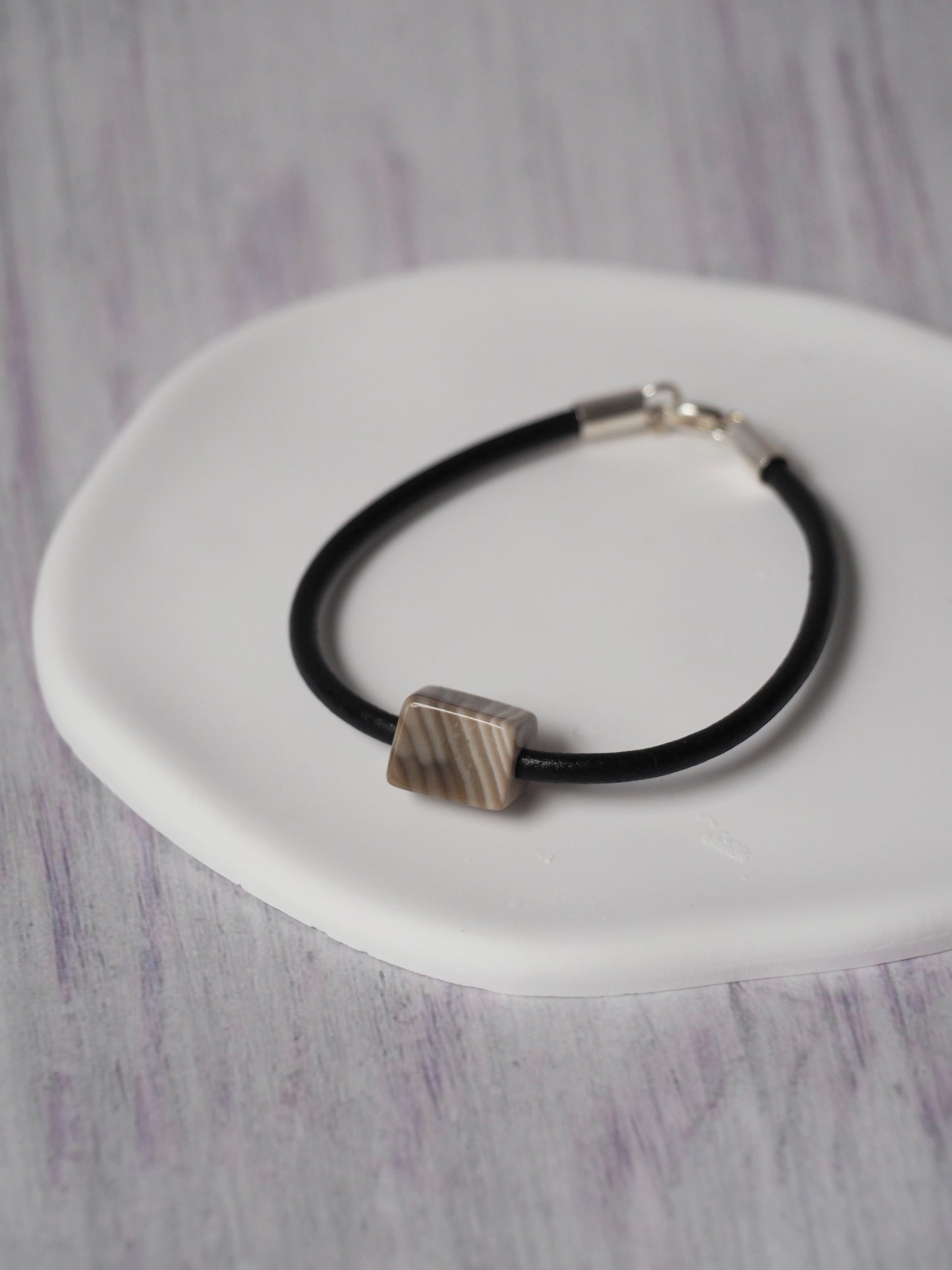 Bracelet with Natural Striped Flint and Leather Strap