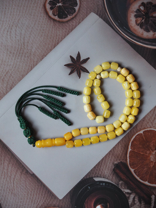 Natural Pocket Size Milk and Aged Butterscotch Gradient Amber Barrel Shape Rosary 45 Beads