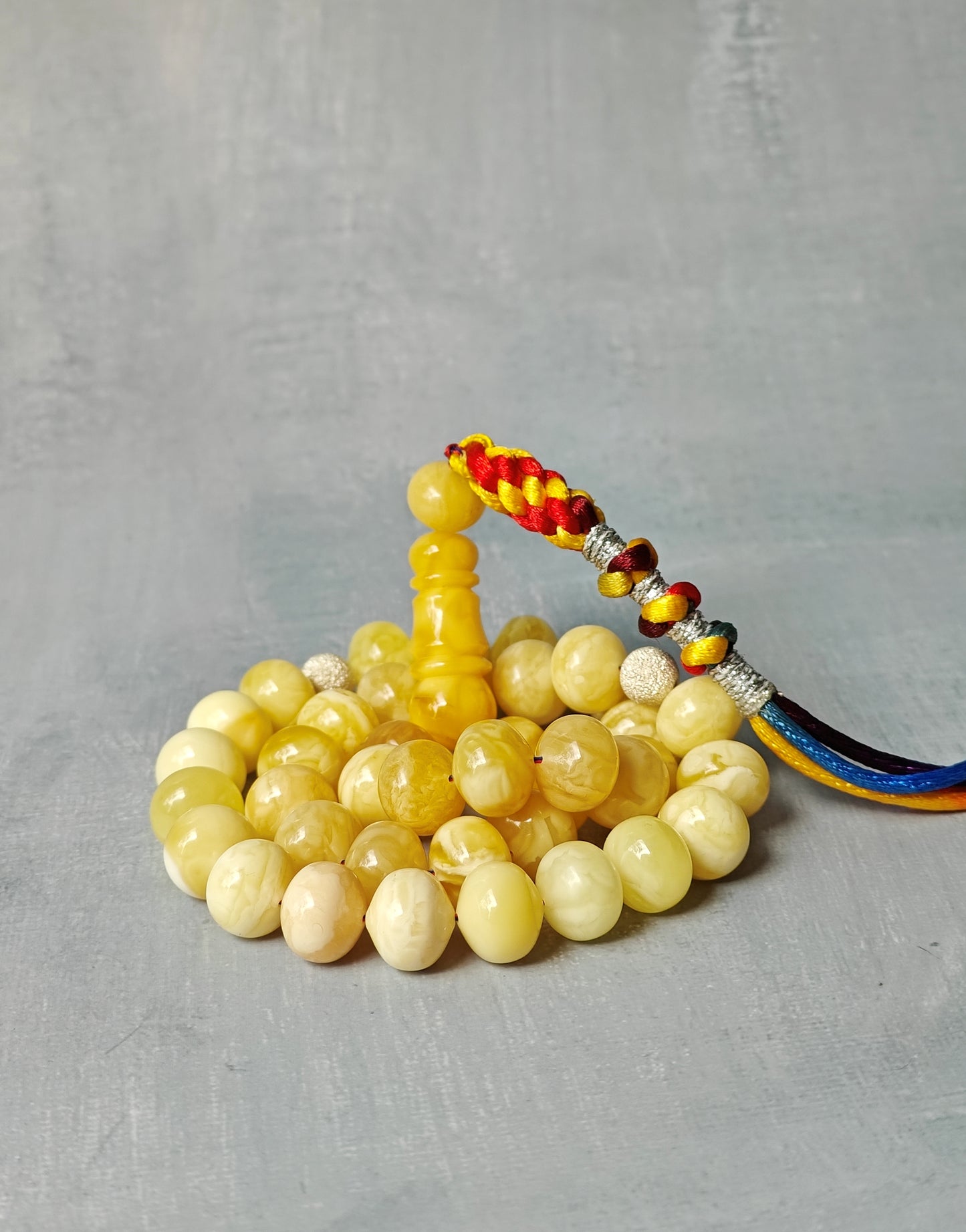 Natural Gradient Butterscotch, Royal White and Tiger Amber Istanbul Shape Misbah 40 Beads