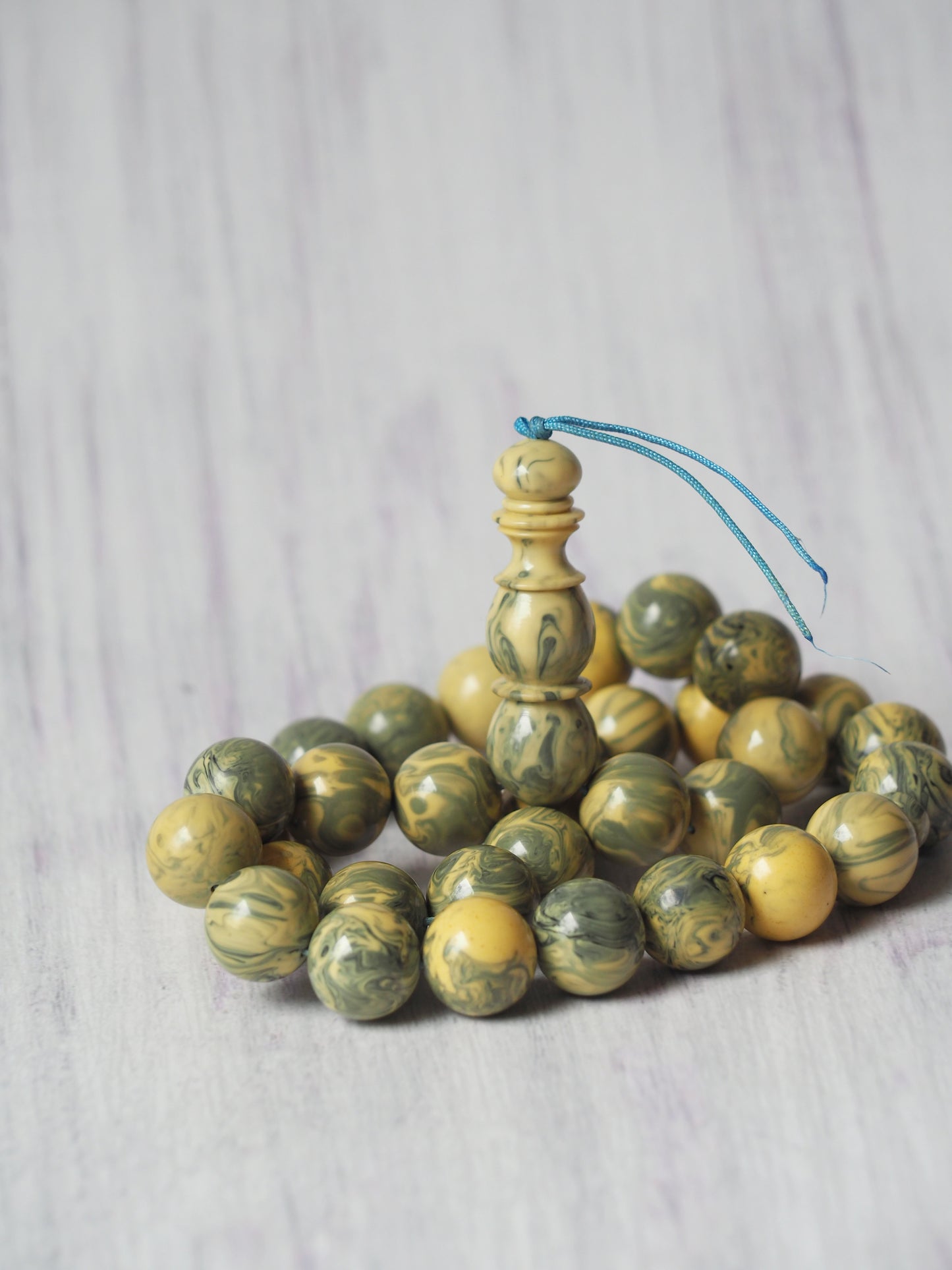 Vintage Milky Green "Chernobyl" Bakelite Misbah 33 Beads