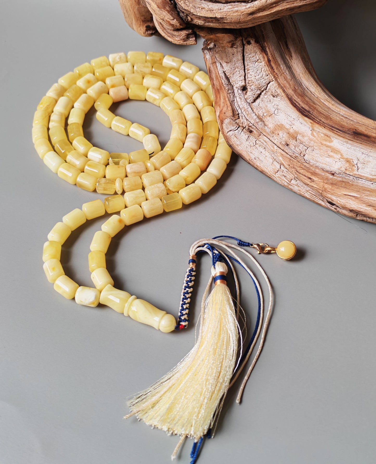 Long Milk Barrel Shape Super Amber Misbah – 99 Beads with Amber Pendant
