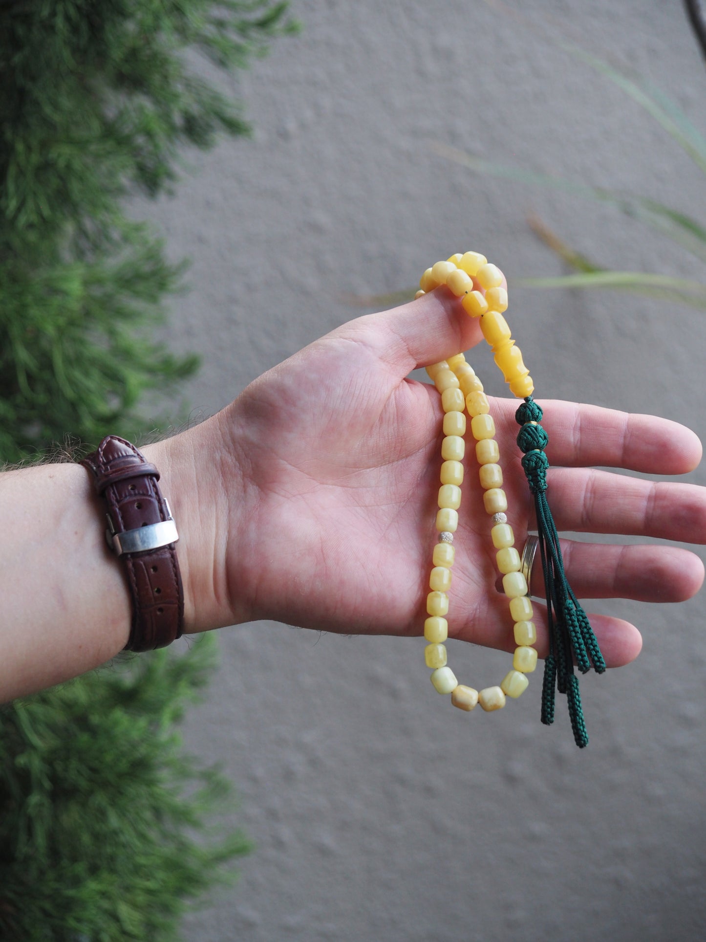 Natural Pocket Size Milk and Aged Butterscotch Gradient Amber Barrel Shape Rosary 45 Beads