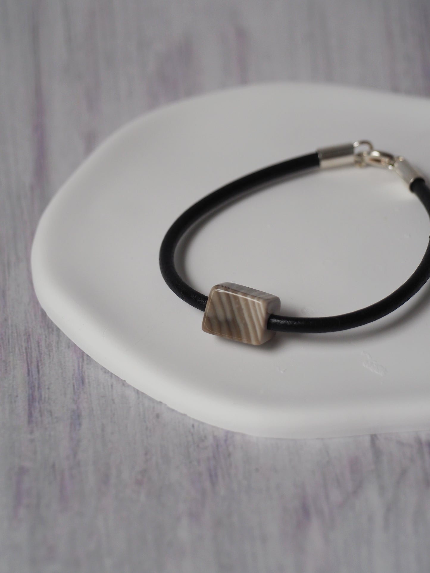 Bracelet with Natural Striped Flint and Leather Strap