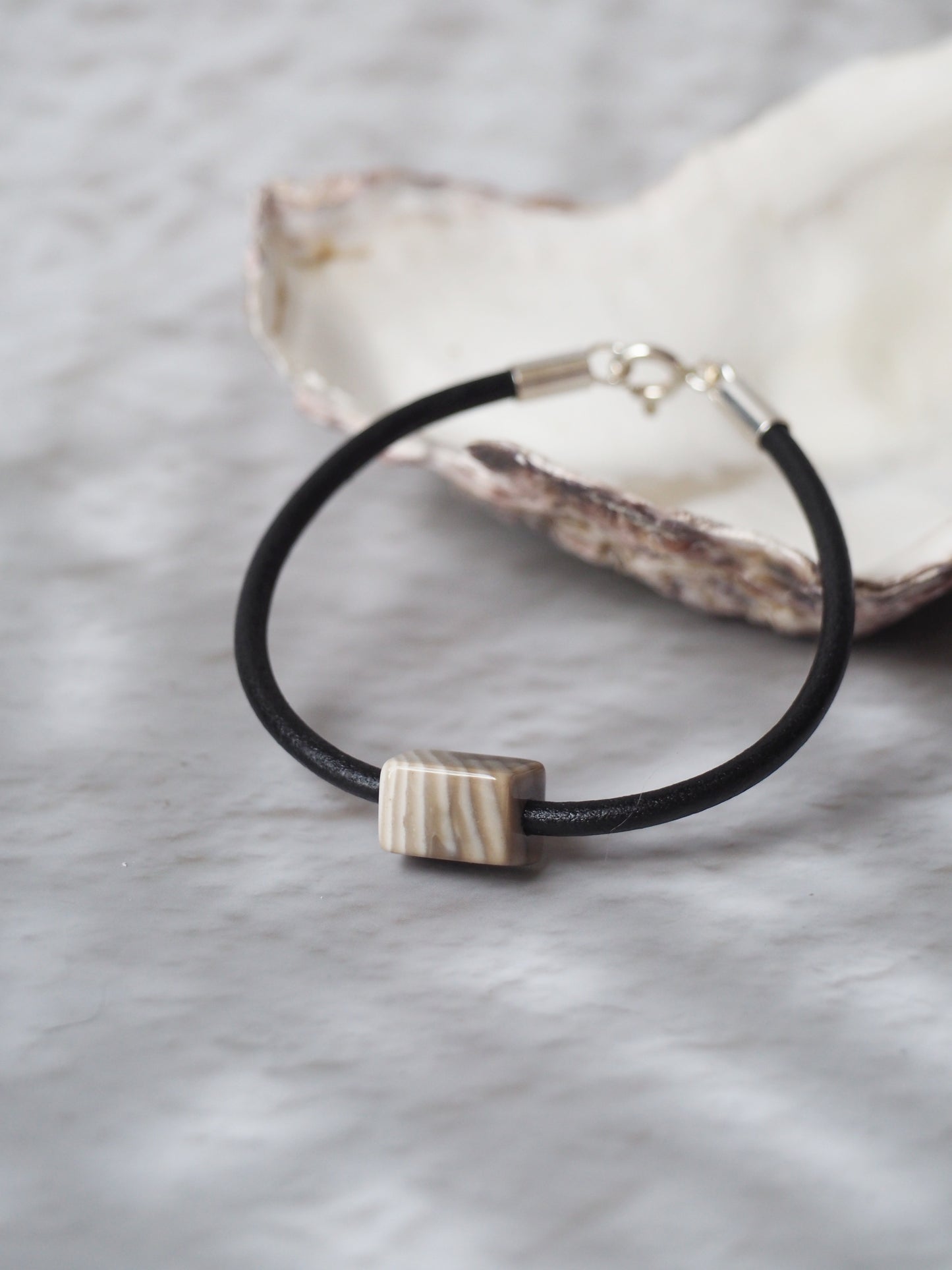 Bracelet with Natural Striped Flint and Leather Strap