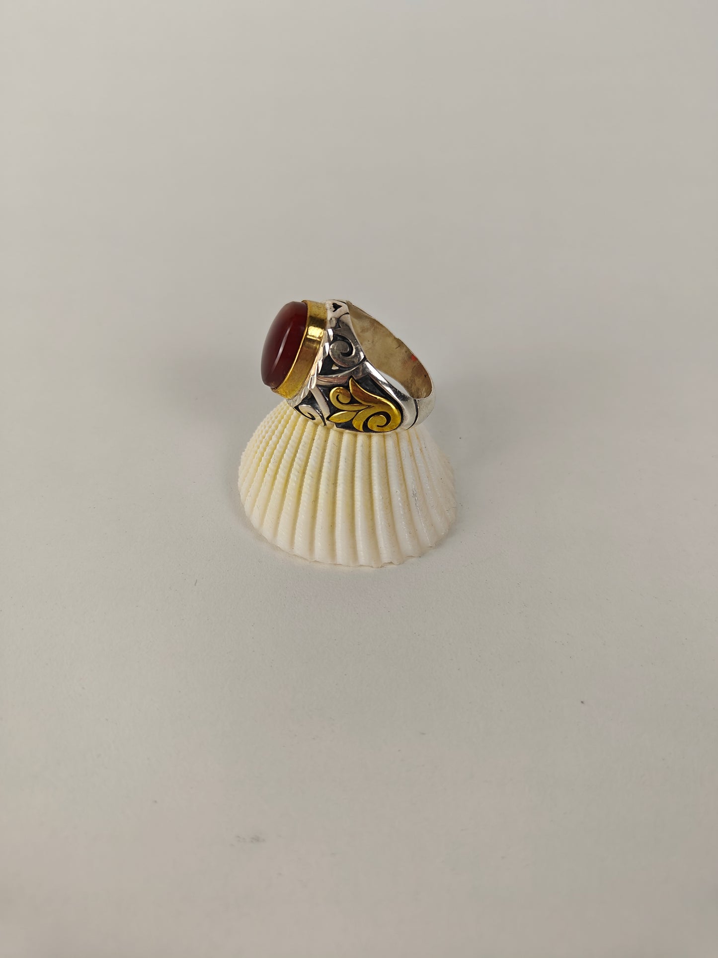 Natural Yemeni Agate Ring in Silver 925