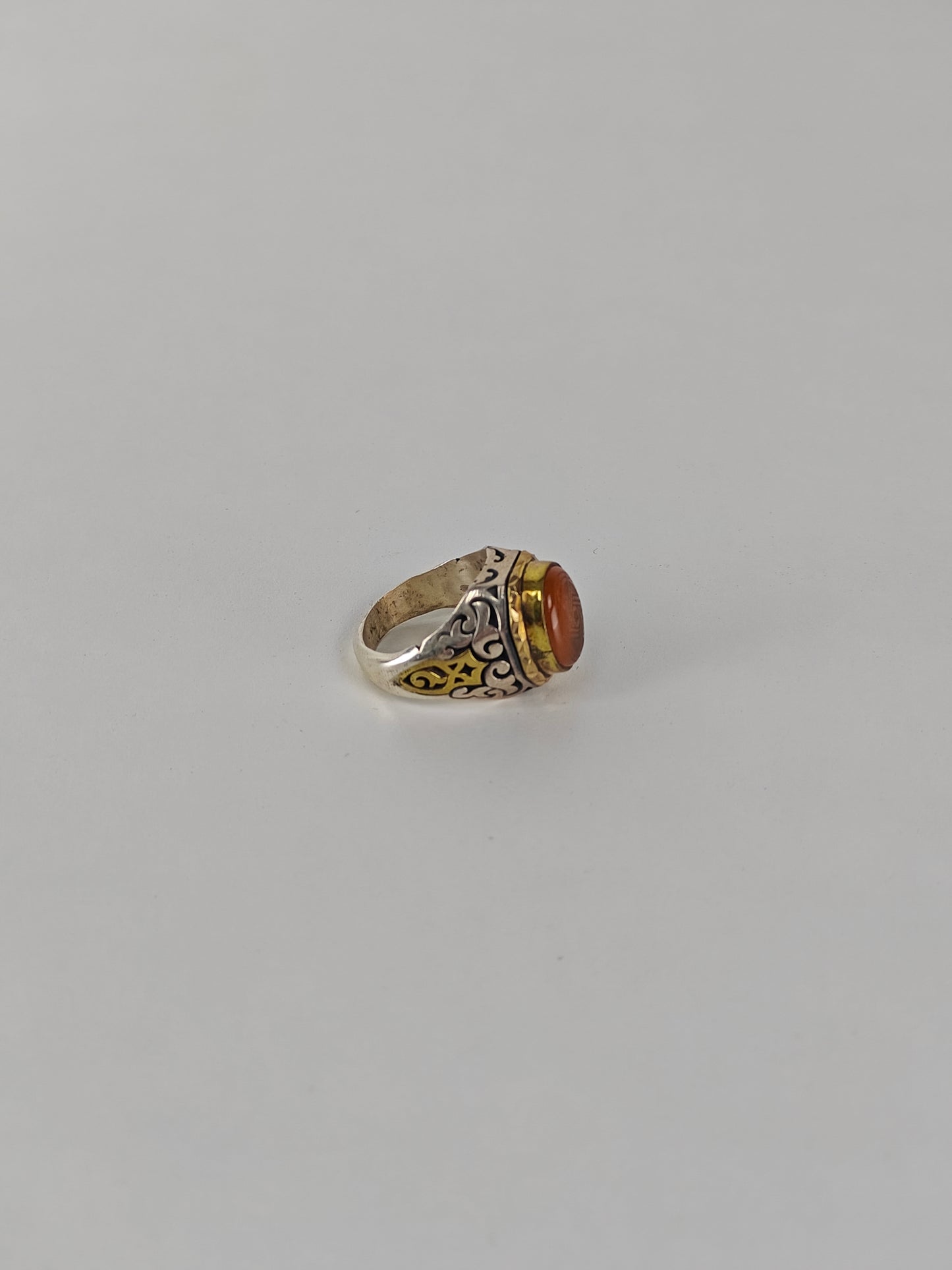 Natural Yemeni Agate Ring in Silver 925