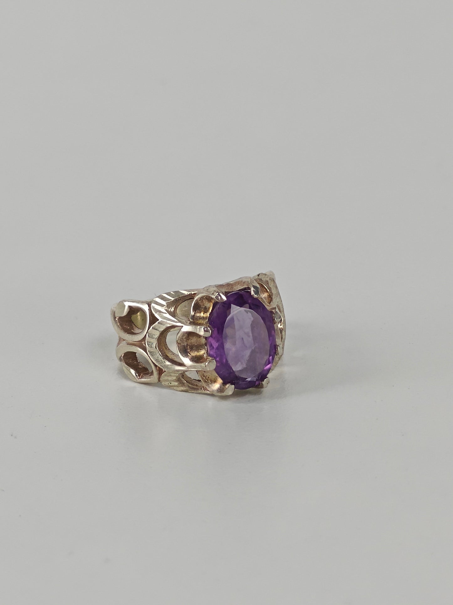 Natural Amethyst Ring in Silver 925