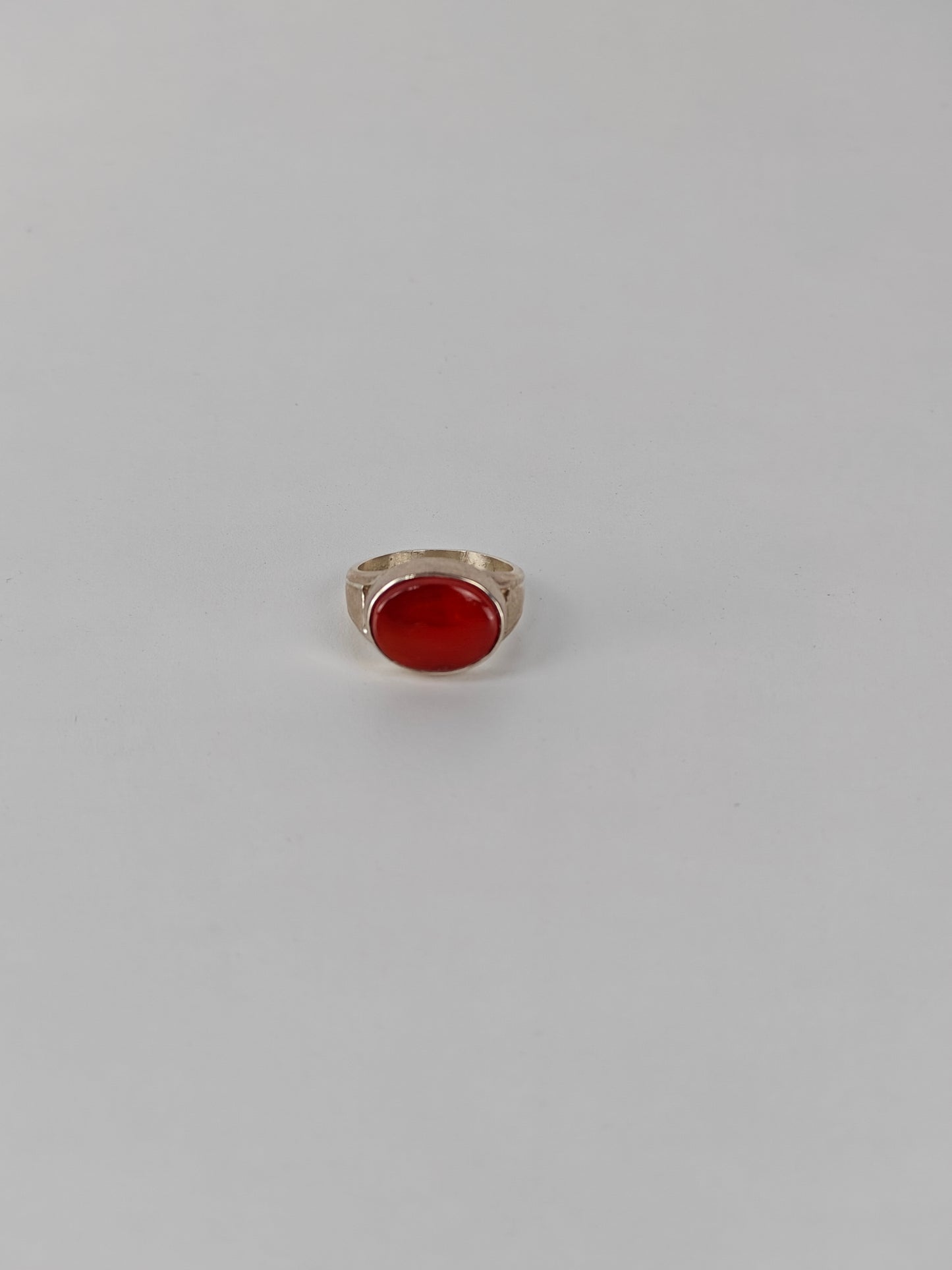 Natural Yemeni Agate Ring in 925 Silver