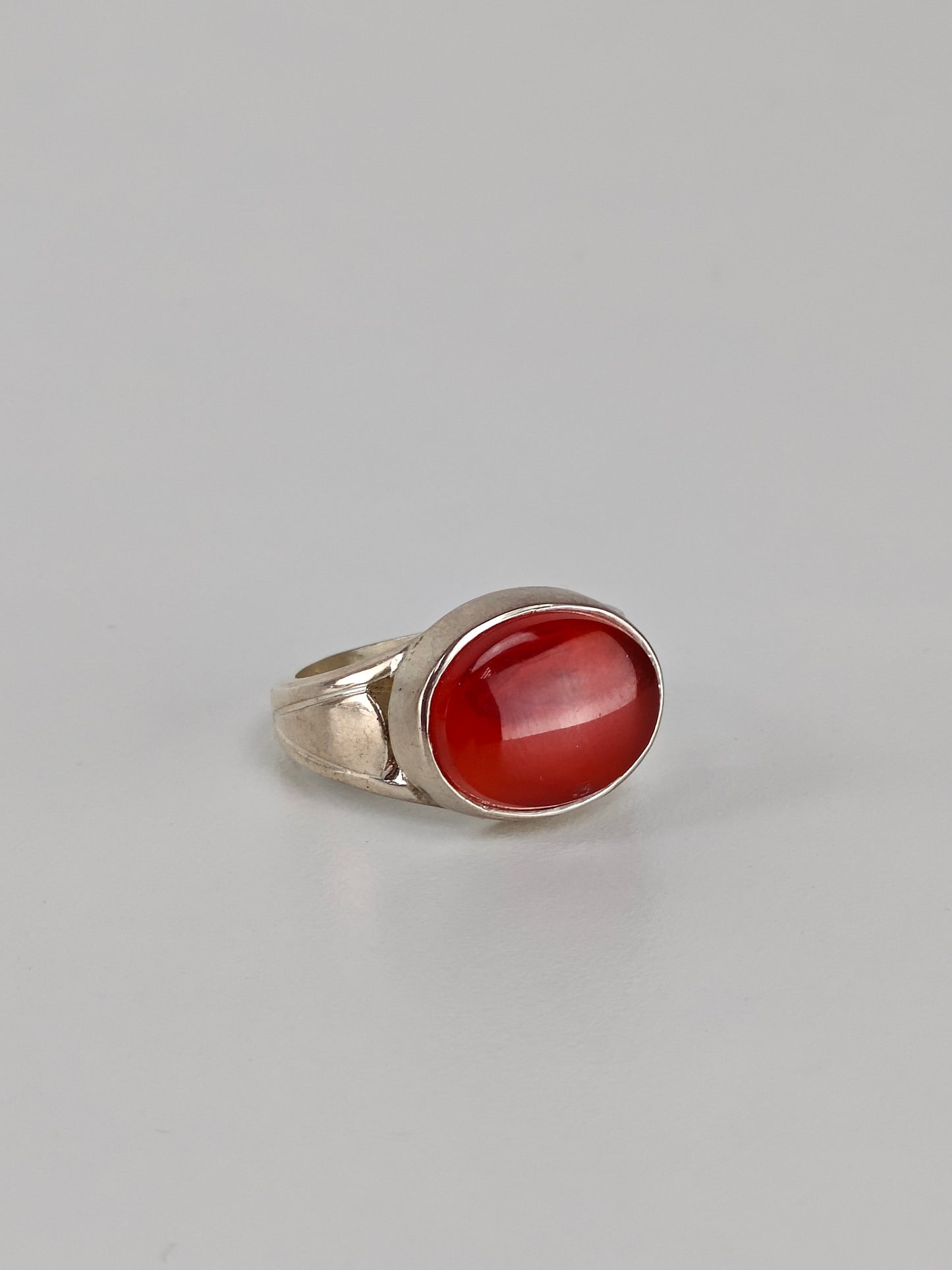 Natural Yemeni Agate Ring in 925 Silver
