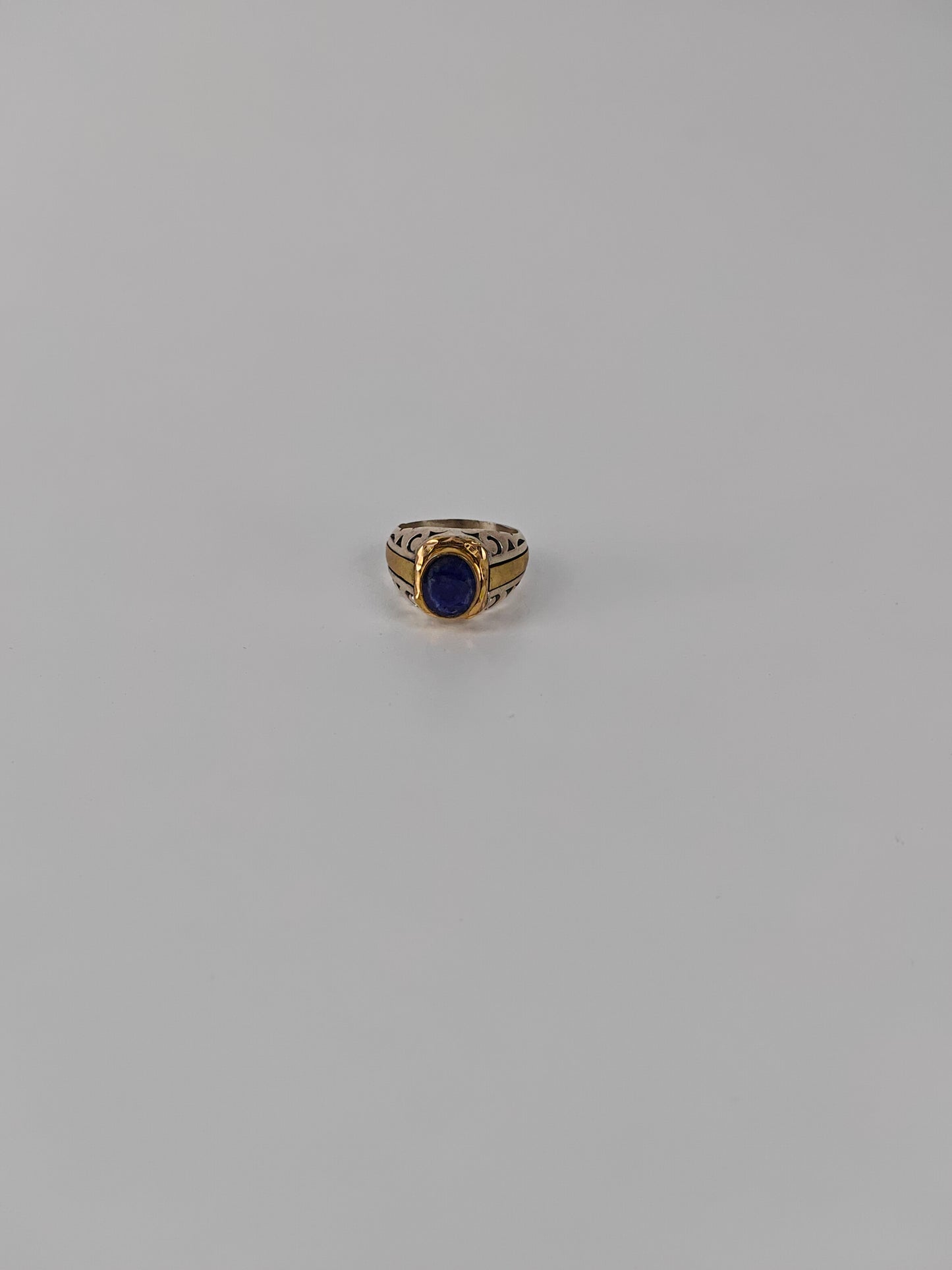 Natural Sapphire Ring in 925 Silver