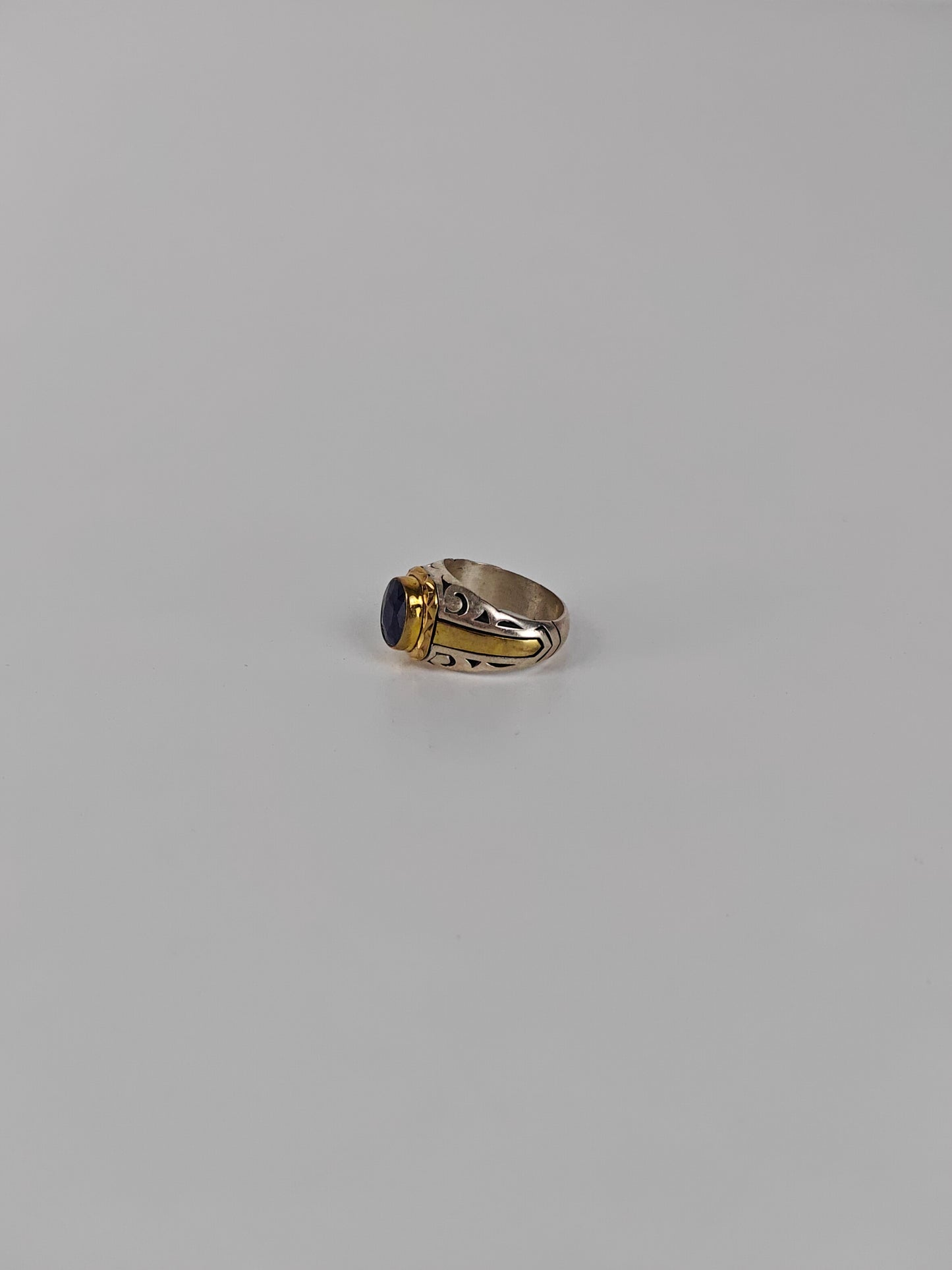 Natural Sapphire Ring in 925 Silver