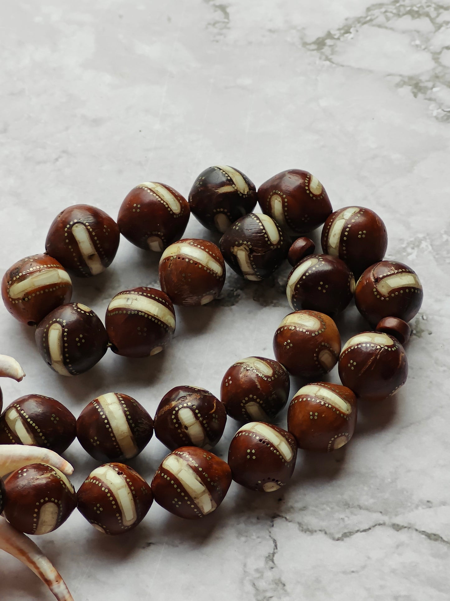 Large Antique Kokka Seed Tasbih with Seashell and Silver Engravings 33 Beads