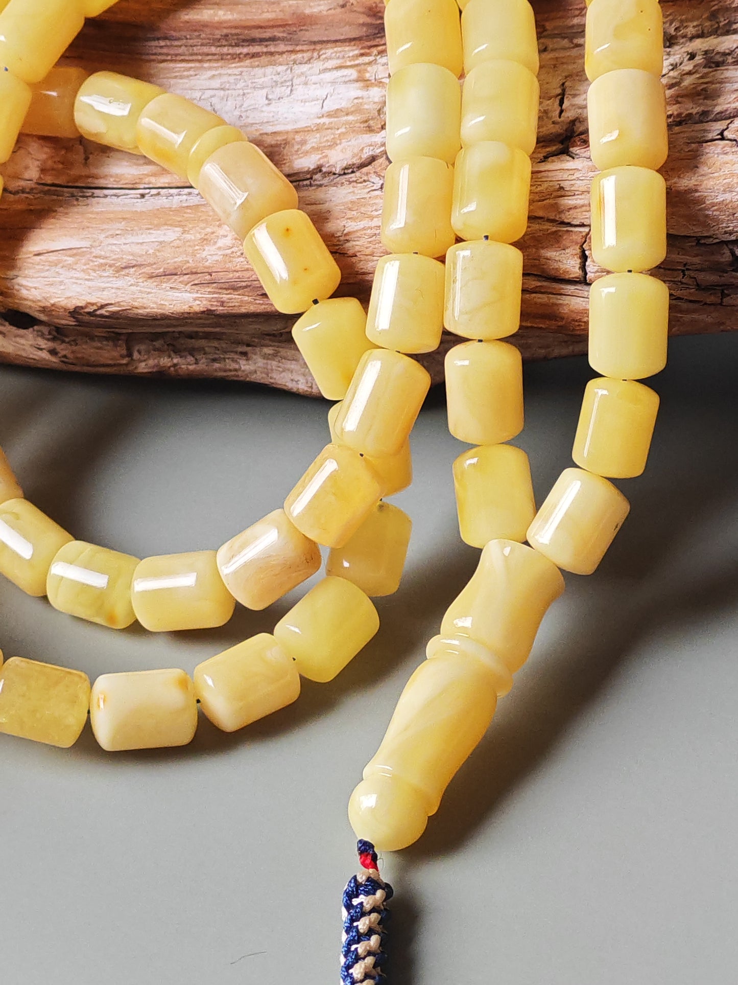 Long Milk Barrel Shape Super Amber Misbah – 99 Beads with Amber Pendant