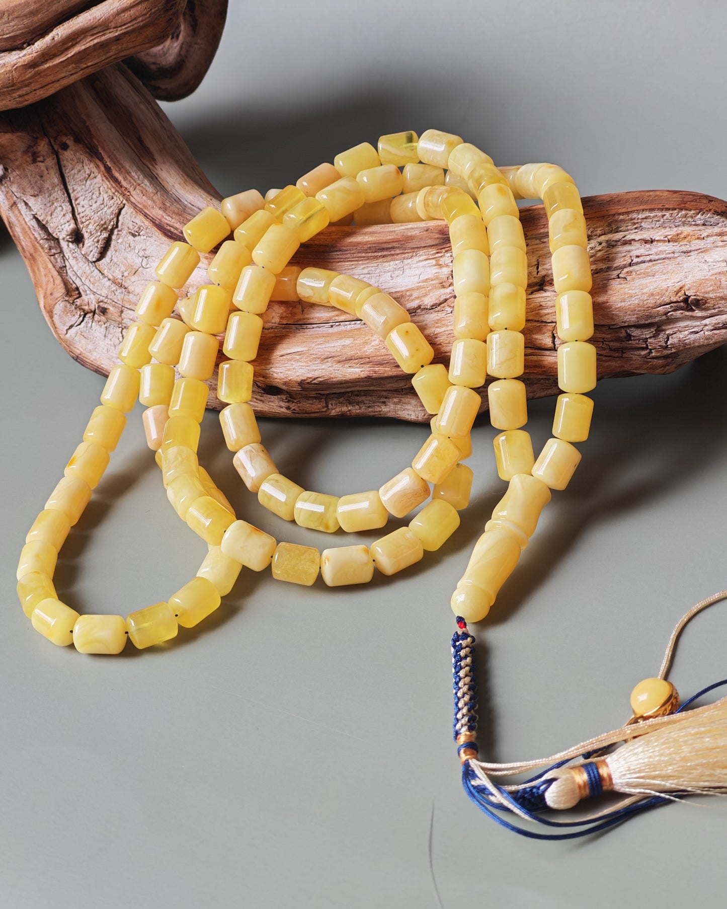 Long Milk Barrel Shape Super Amber Misbah – 99 Beads with Amber Pendant