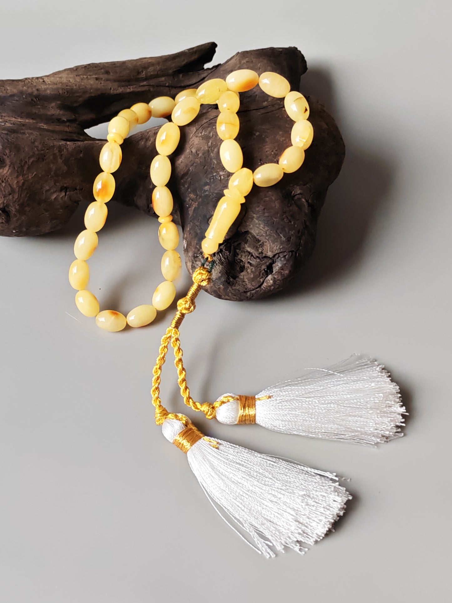 Micro Olive-Shaped Amber Misbah – 33 Beads