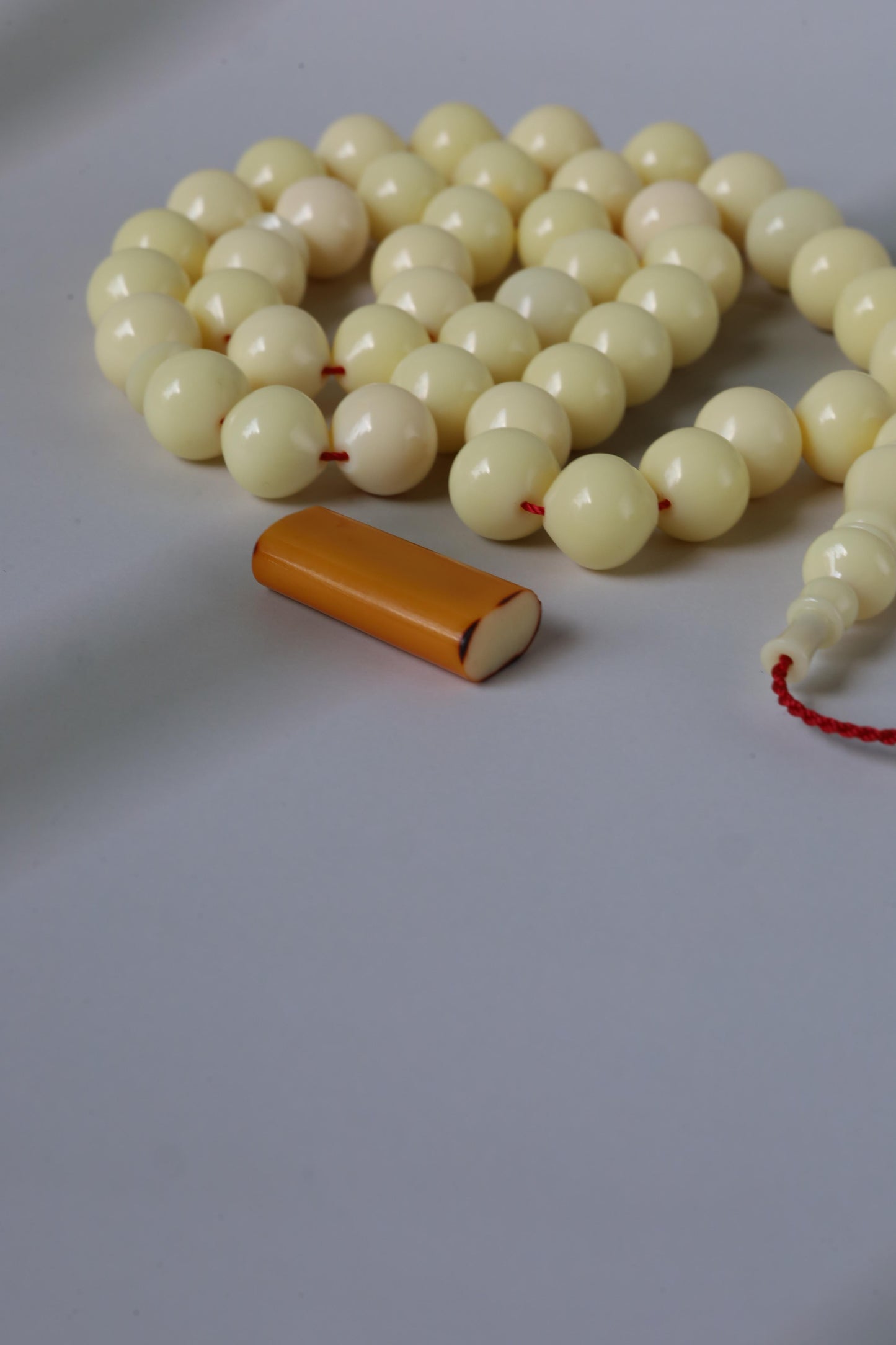 Ivory Cream Bakelite Tasbih – 45 Beads, Rare Istanbul Shape