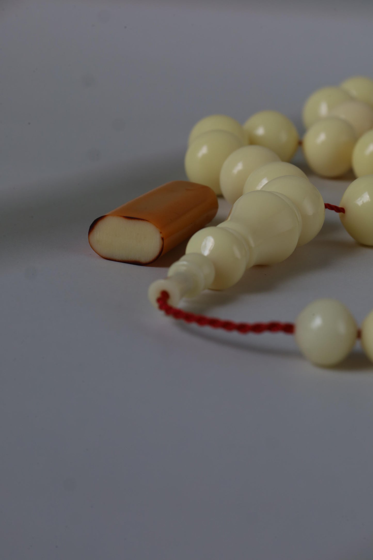 Ivory Cream Bakelite Tasbih – 45 Beads, Rare Istanbul Shape