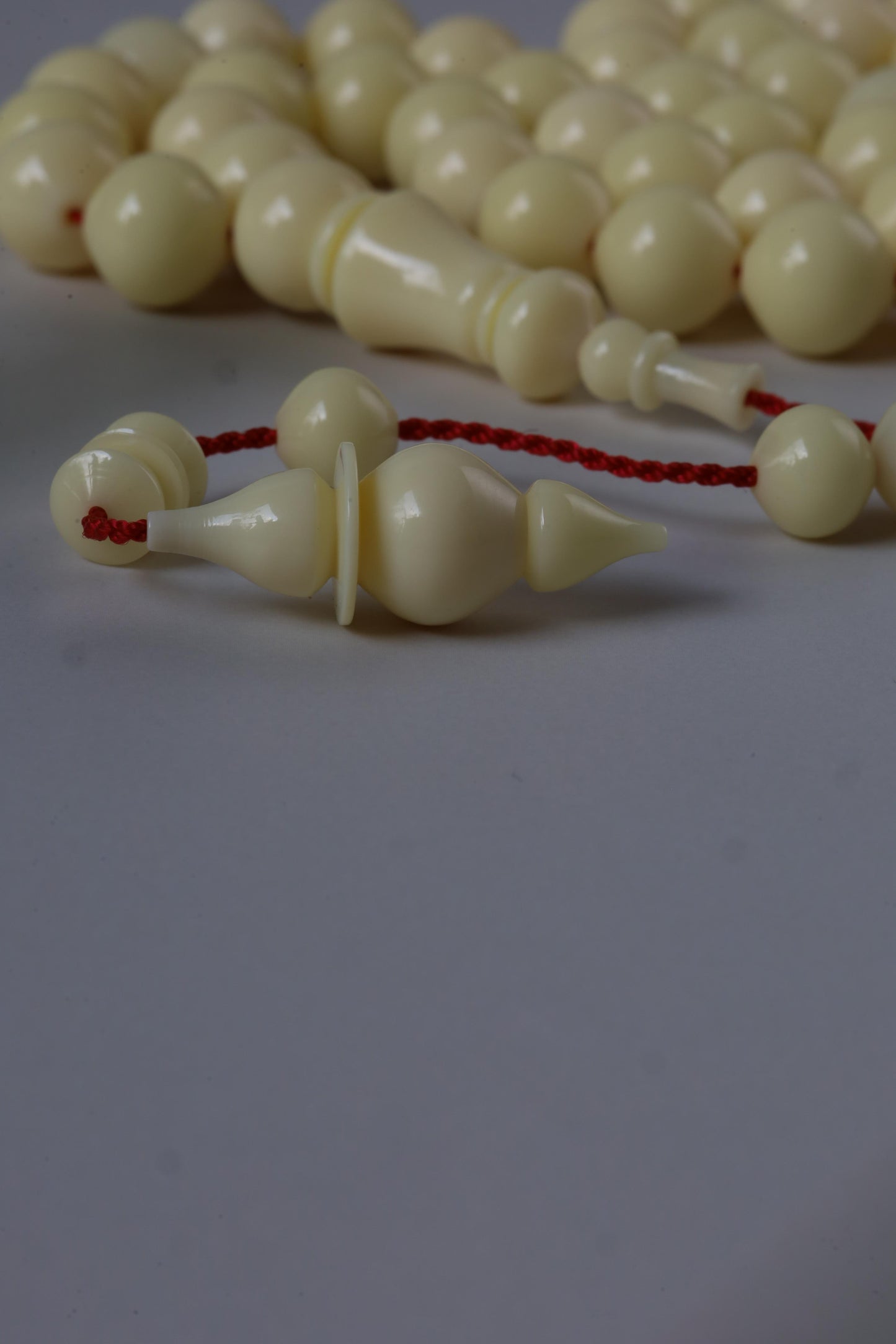 Ivory Cream Bakelite Tasbih – 45 Beads, Rare Istanbul Shape