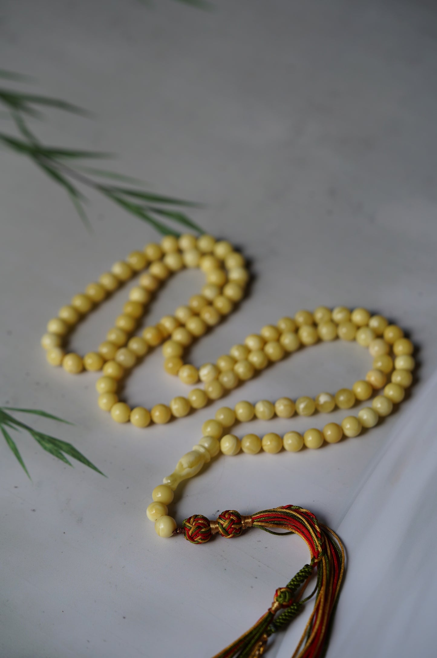 Royal White Amber Rosary Misbaha 7,5mm with Certificate 99 Beads