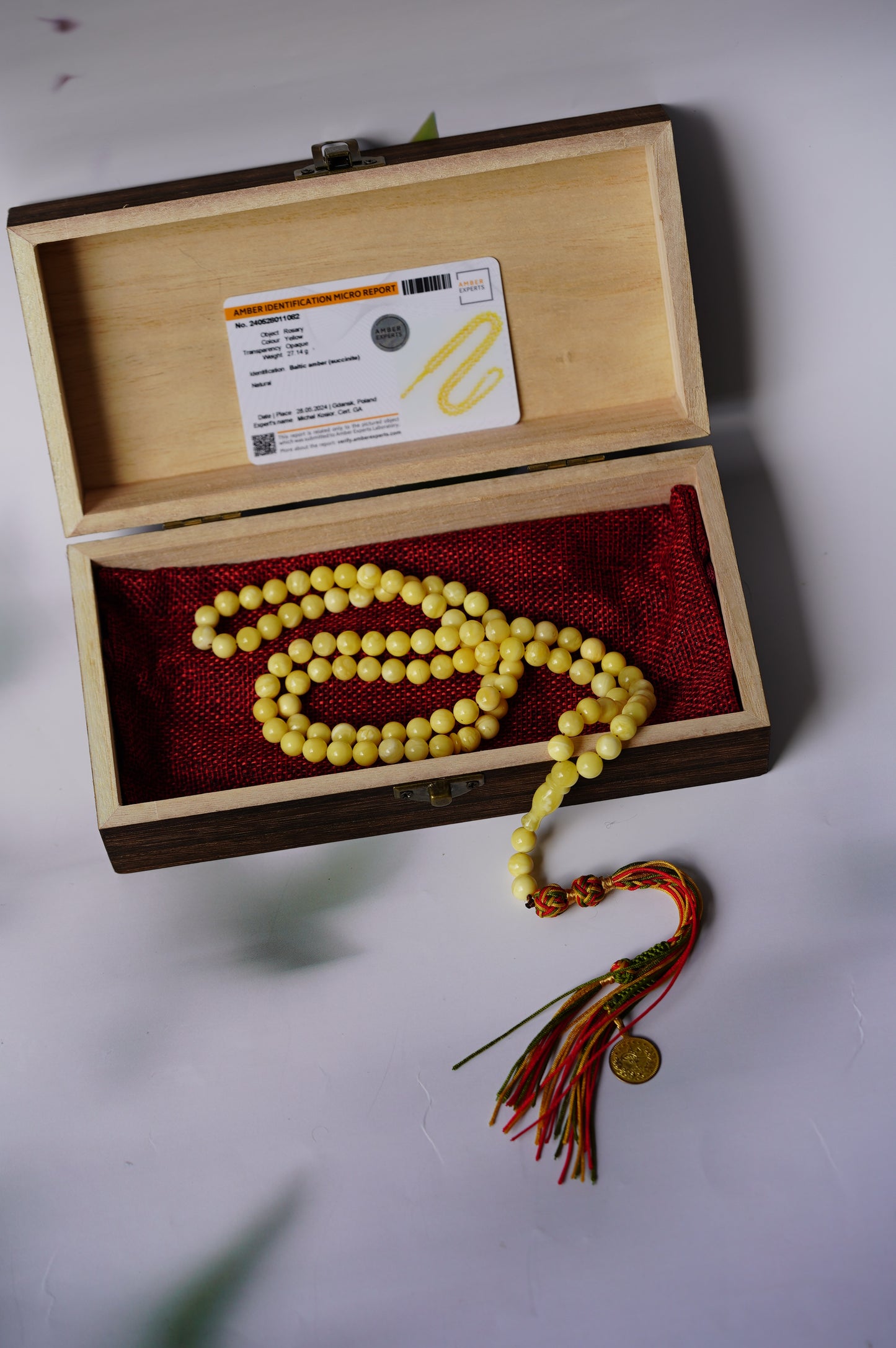 Royal White Amber Rosary Misbaha 7,5mm with Certificate 99 Beads