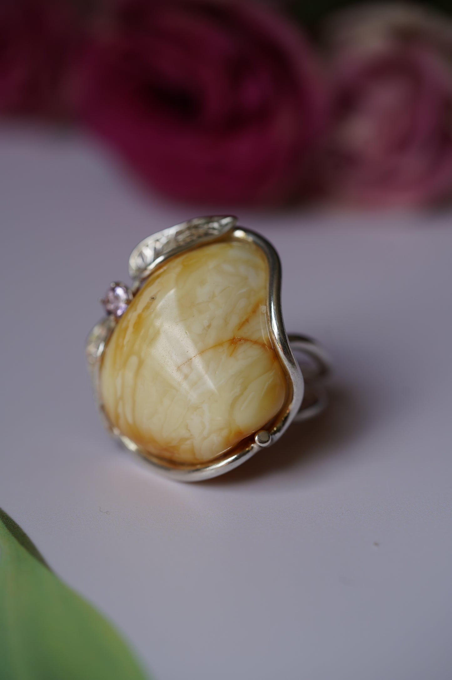 Irregular Royal White Amber Ring With Silver Frame And Amethyst