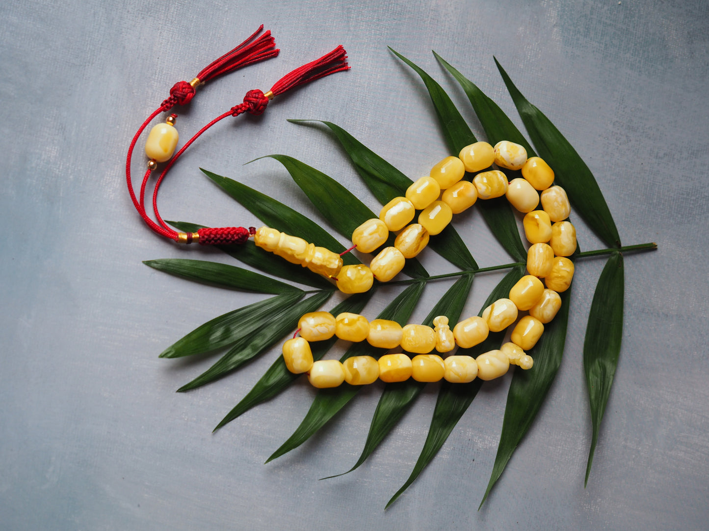 Barrel Shape Unique Natural Milk/Royal White Amber Tasbih