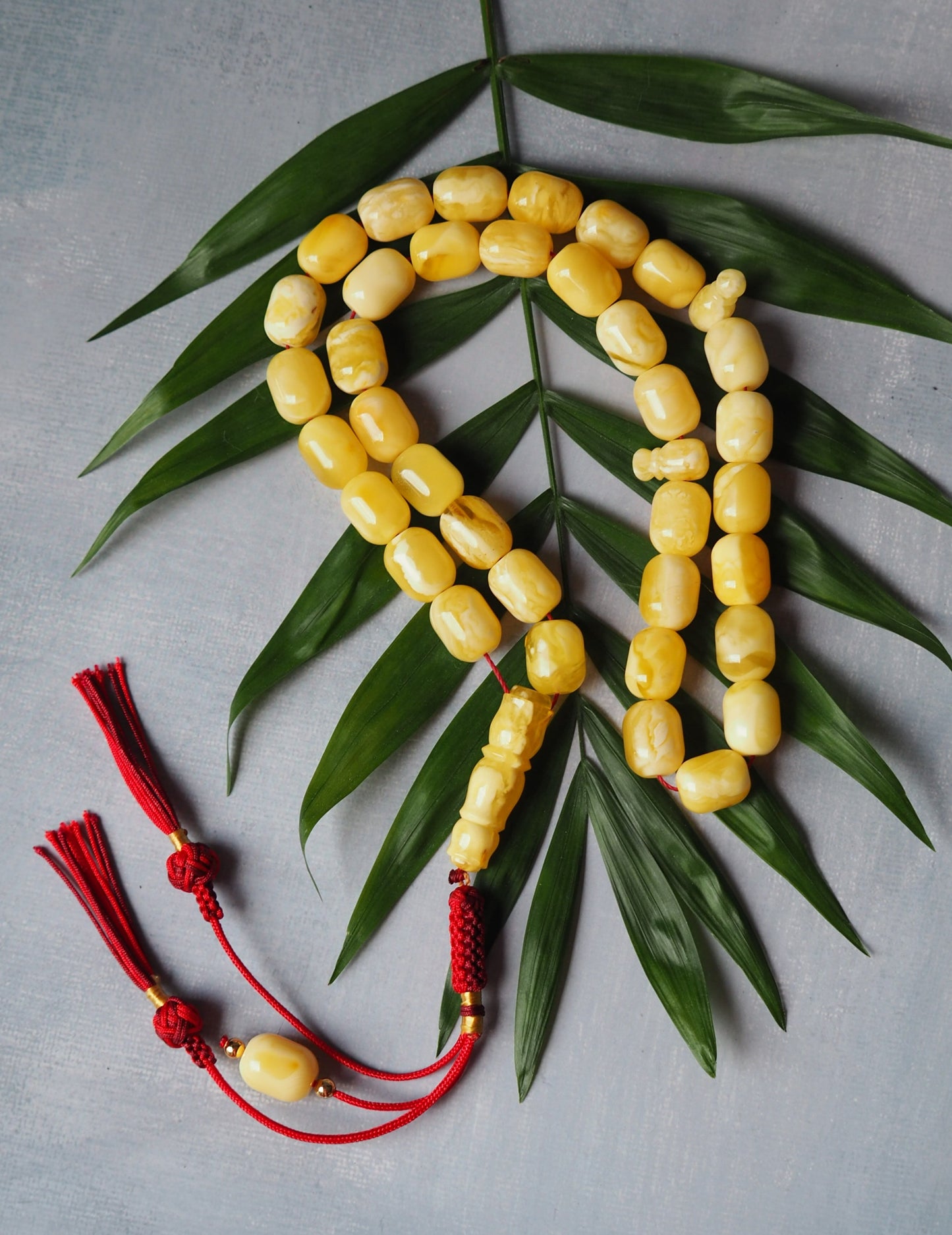 Barrel Shape Unique Natural Milk/Royal White Amber Tasbih