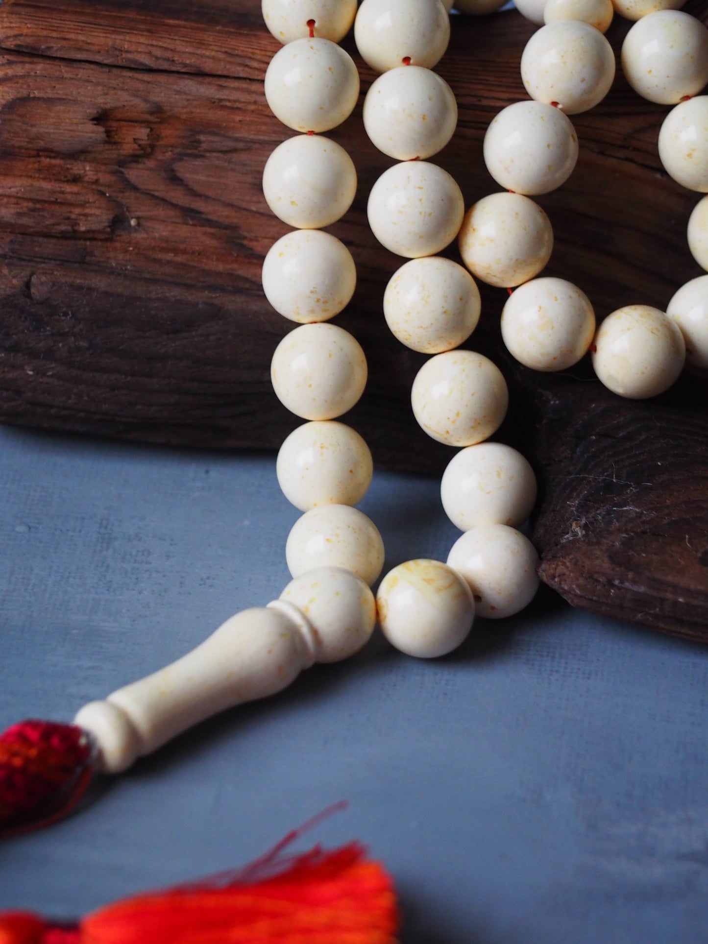 Royal White Amber Rosary Tasbih Round Beads 13,2mm