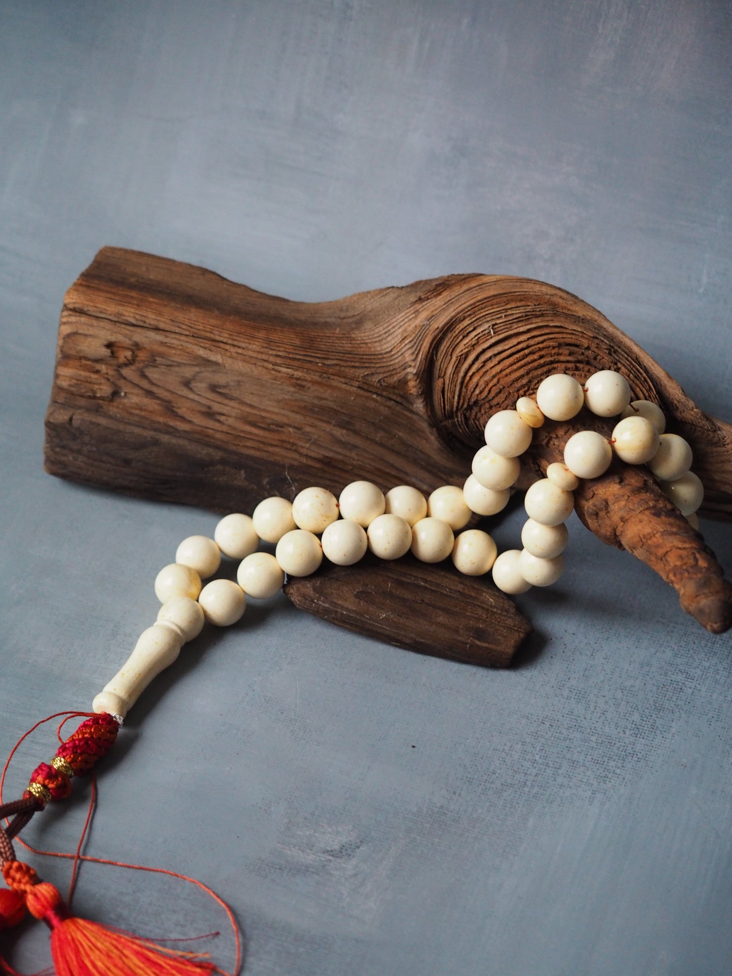 Royal White Amber Rosary Tasbih Round Beads 13,2mm