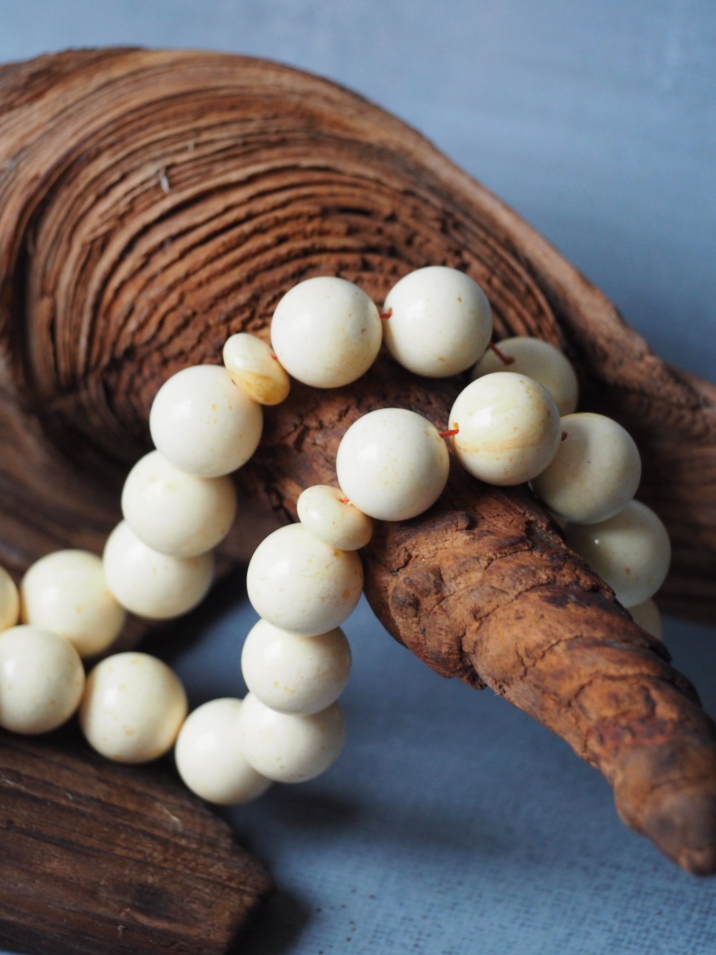 Royal White Amber Rosary Tasbih Round Beads 13,2mm