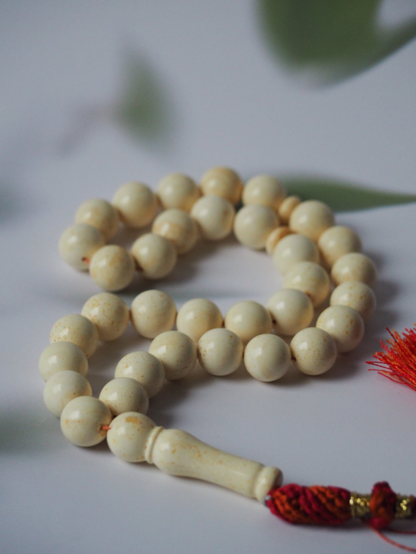Royal White Amber Rosary Tasbih Round Beads 13,2mm