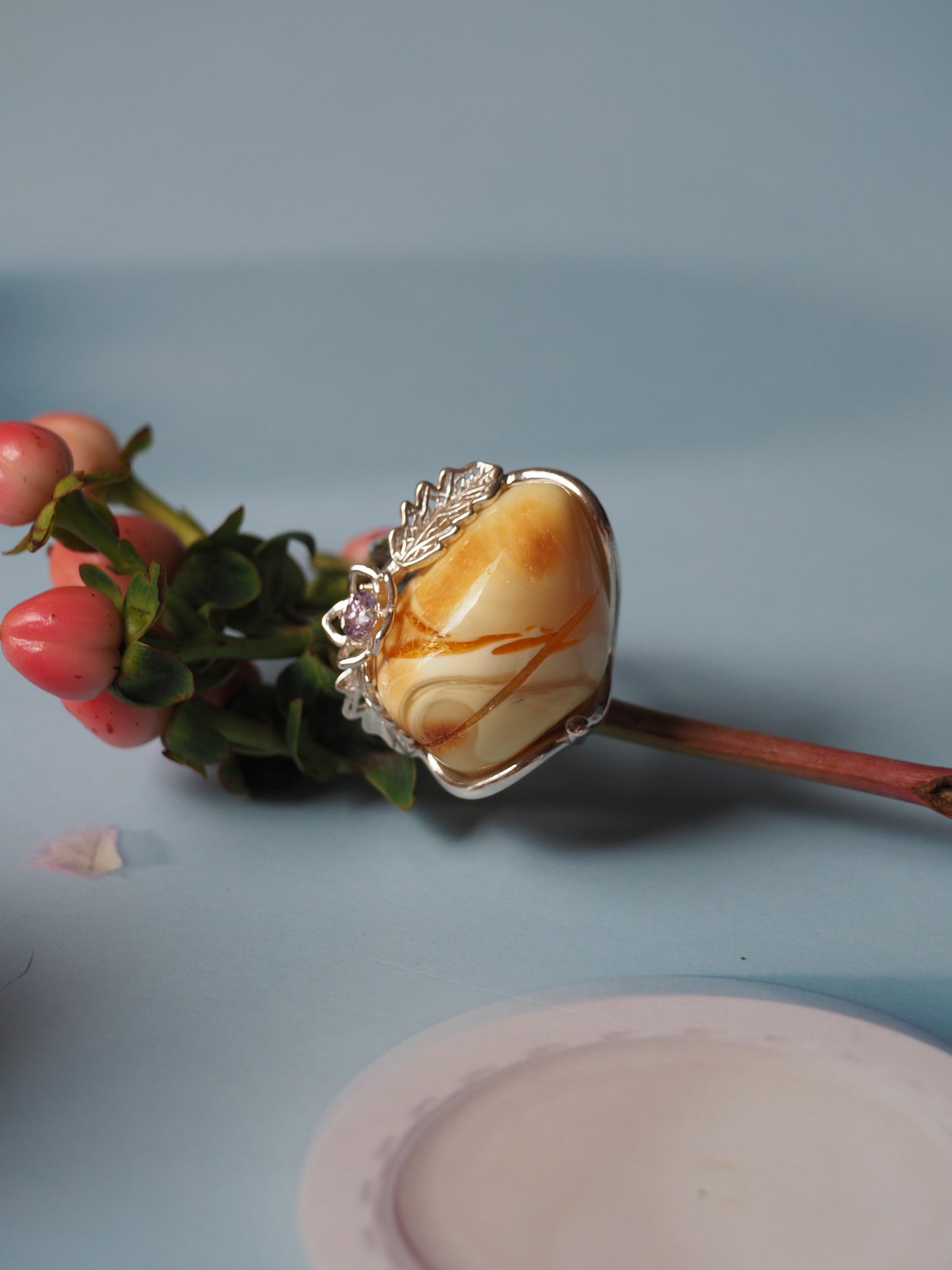 Irregular Royal White Amber Ring With Silver Frame And Amethyst