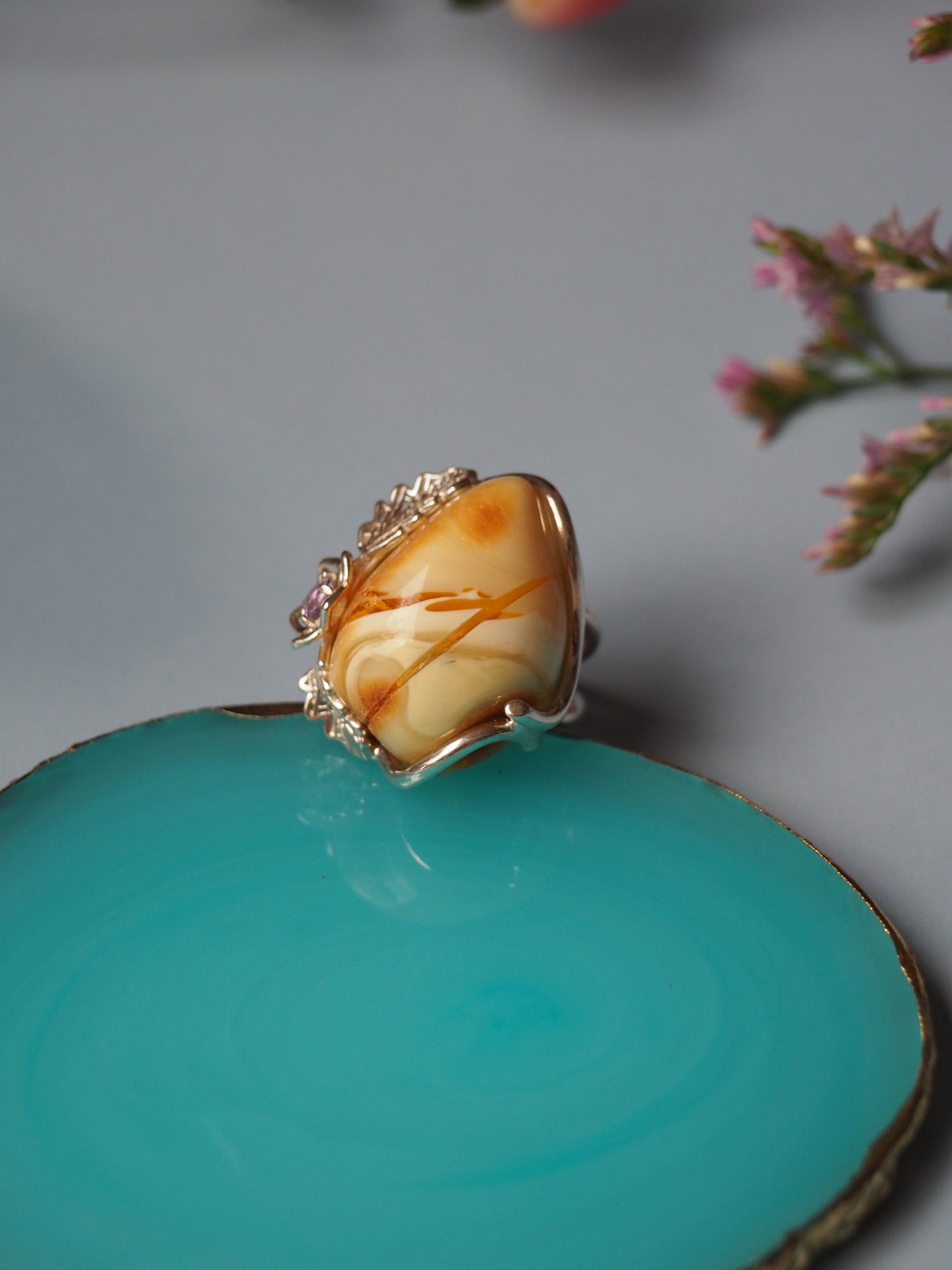 Irregular Royal White Amber Ring With Silver Frame And Amethyst