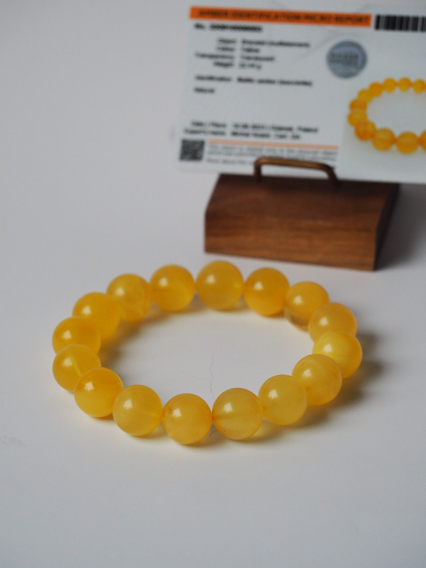 Natural Milk/ Transparent Amber Beaded Bracelet 13,5mm with Certificate