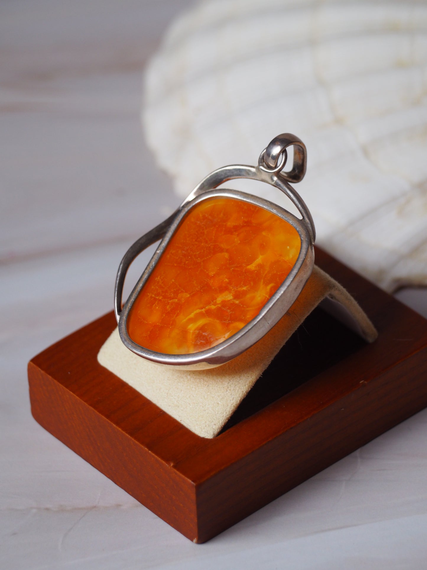 Butterscotch Amber with Raw Honey Back in Silver Frame