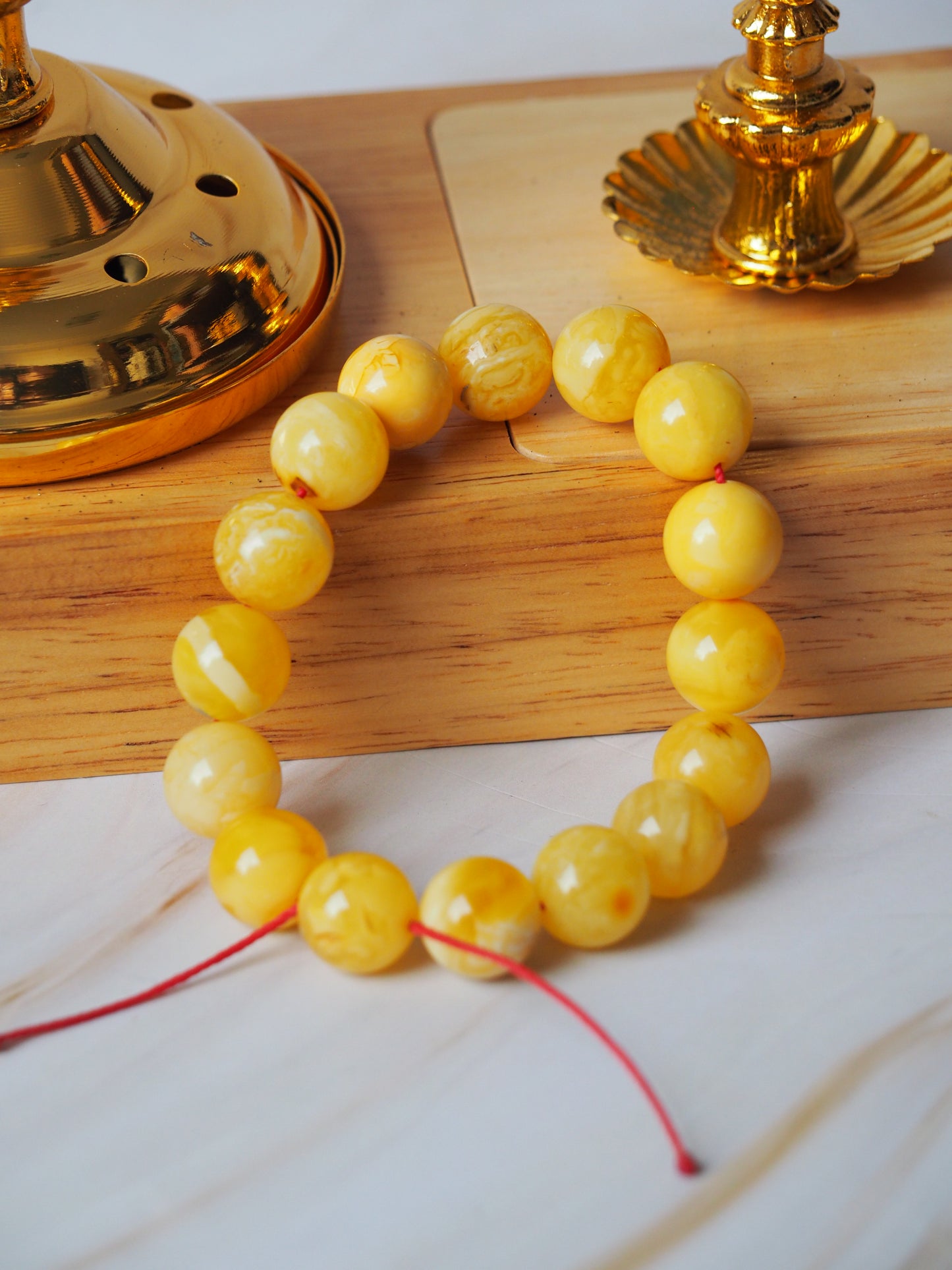 Unique Natural Amber Beaded Bracelet with Regulation