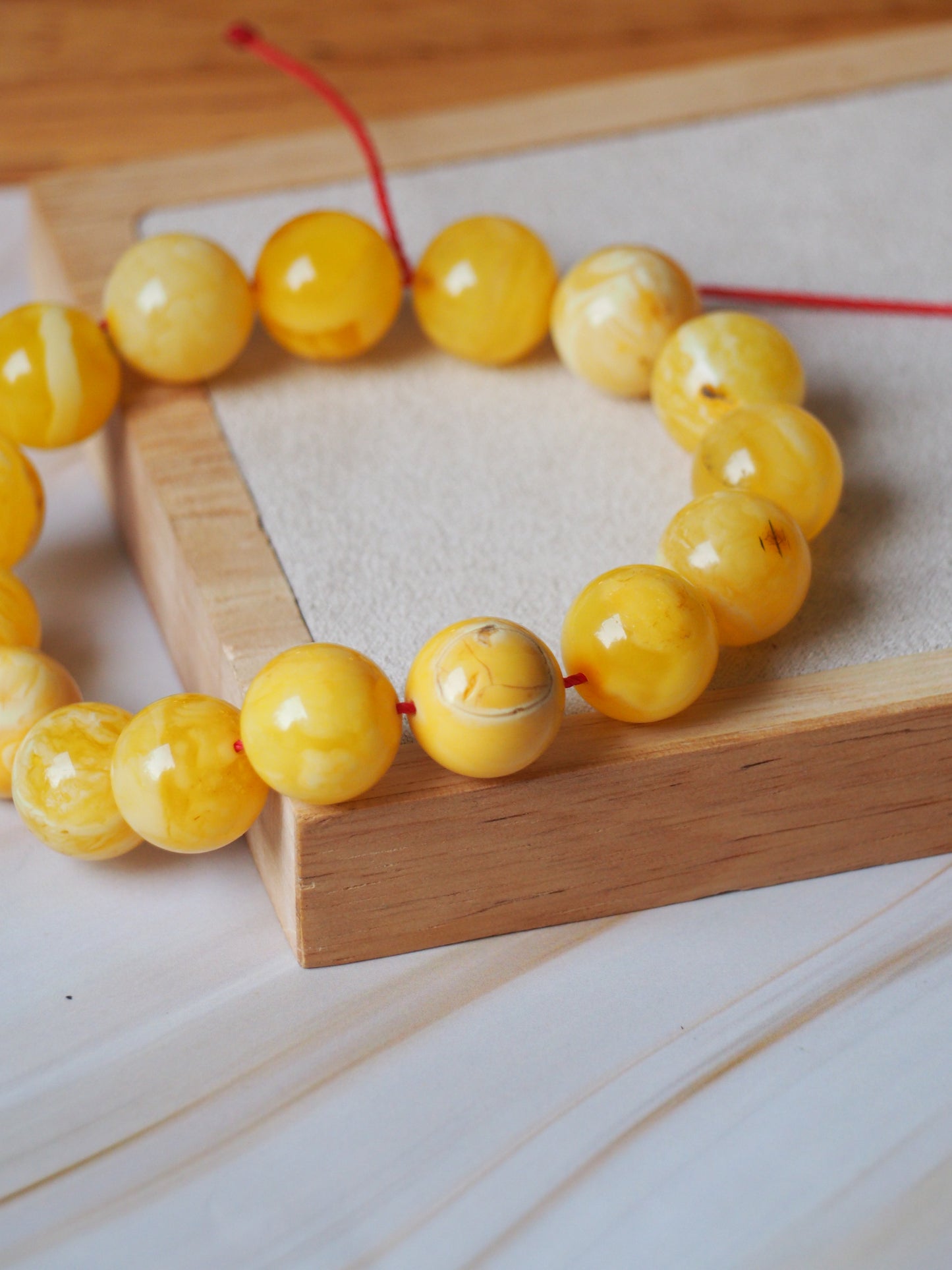 Unique Natural Amber Beaded Bracelet with Regulation
