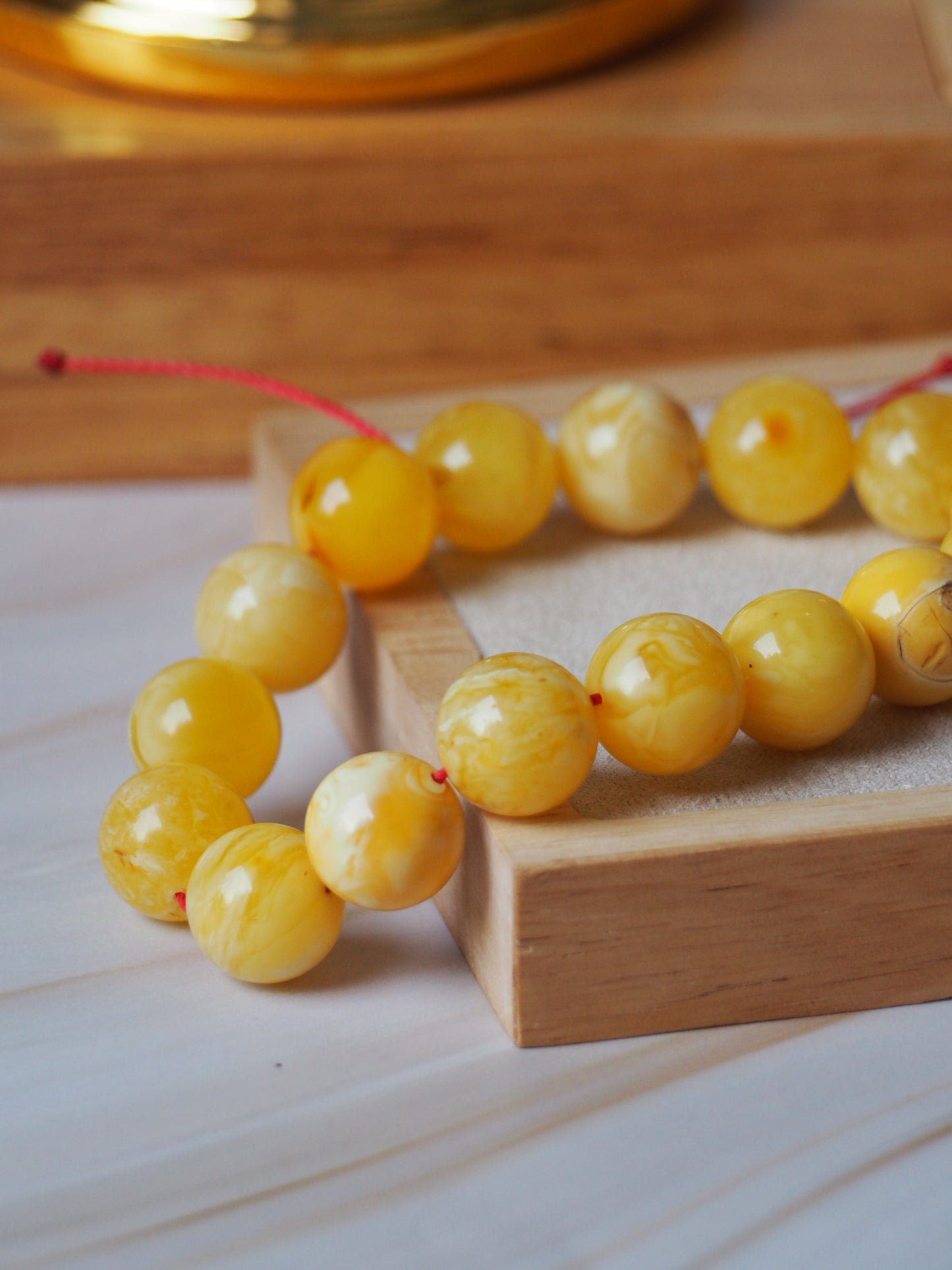 Unique Natural Amber Beaded Bracelet with Regulation