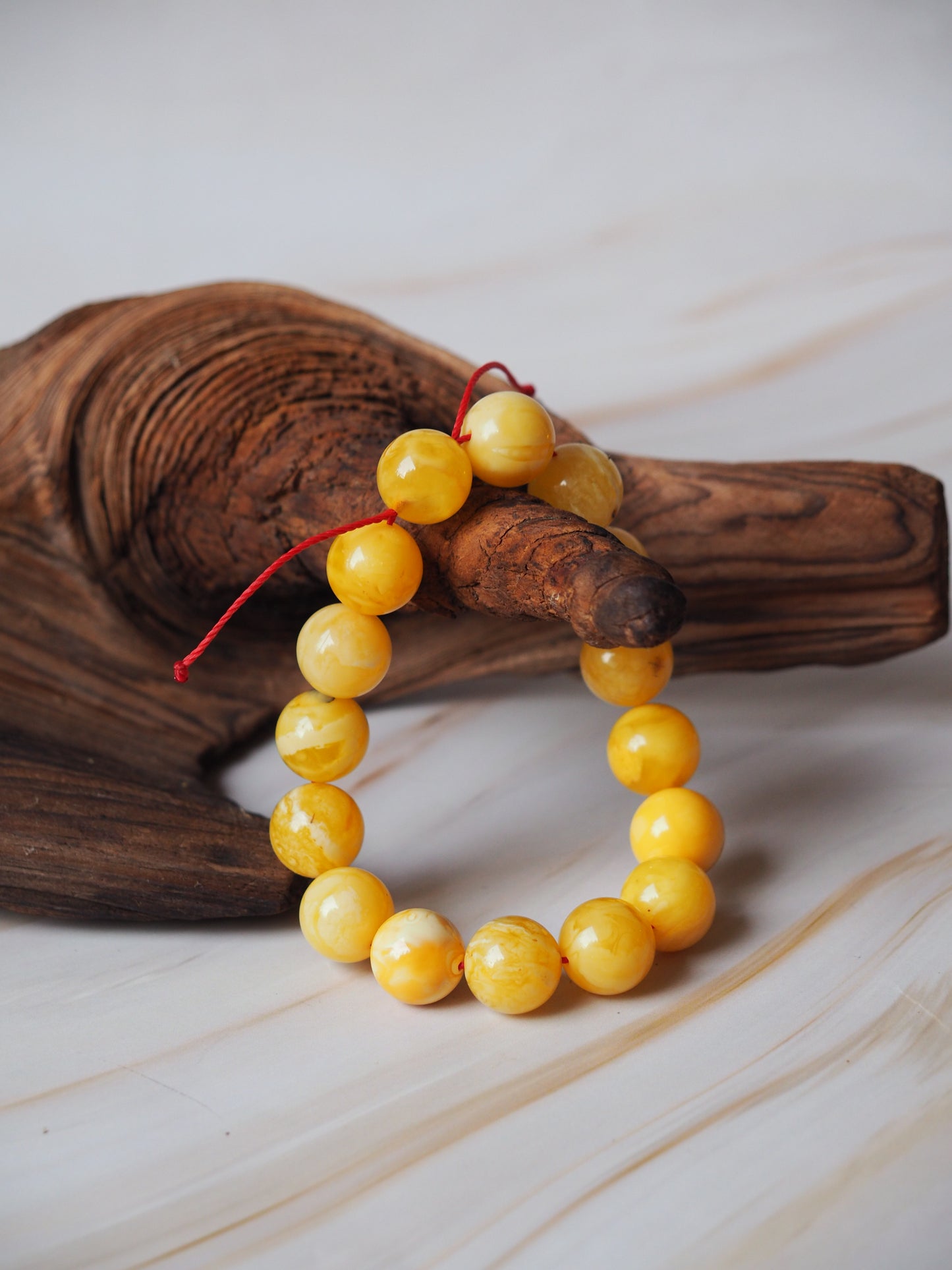 Unique Natural Amber Beaded Bracelet with Regulation