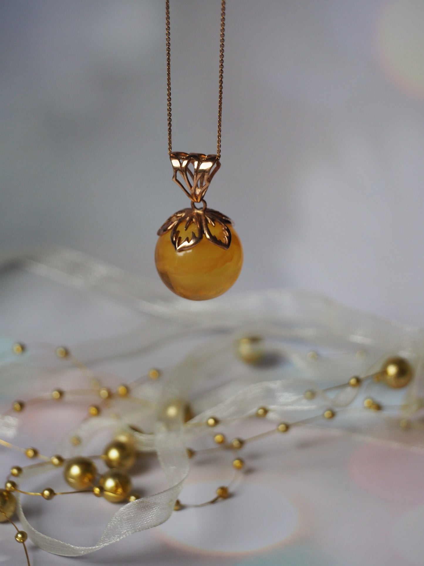 Natural Butterscotch Cloudy Amber Ball Pendant 19,5mm