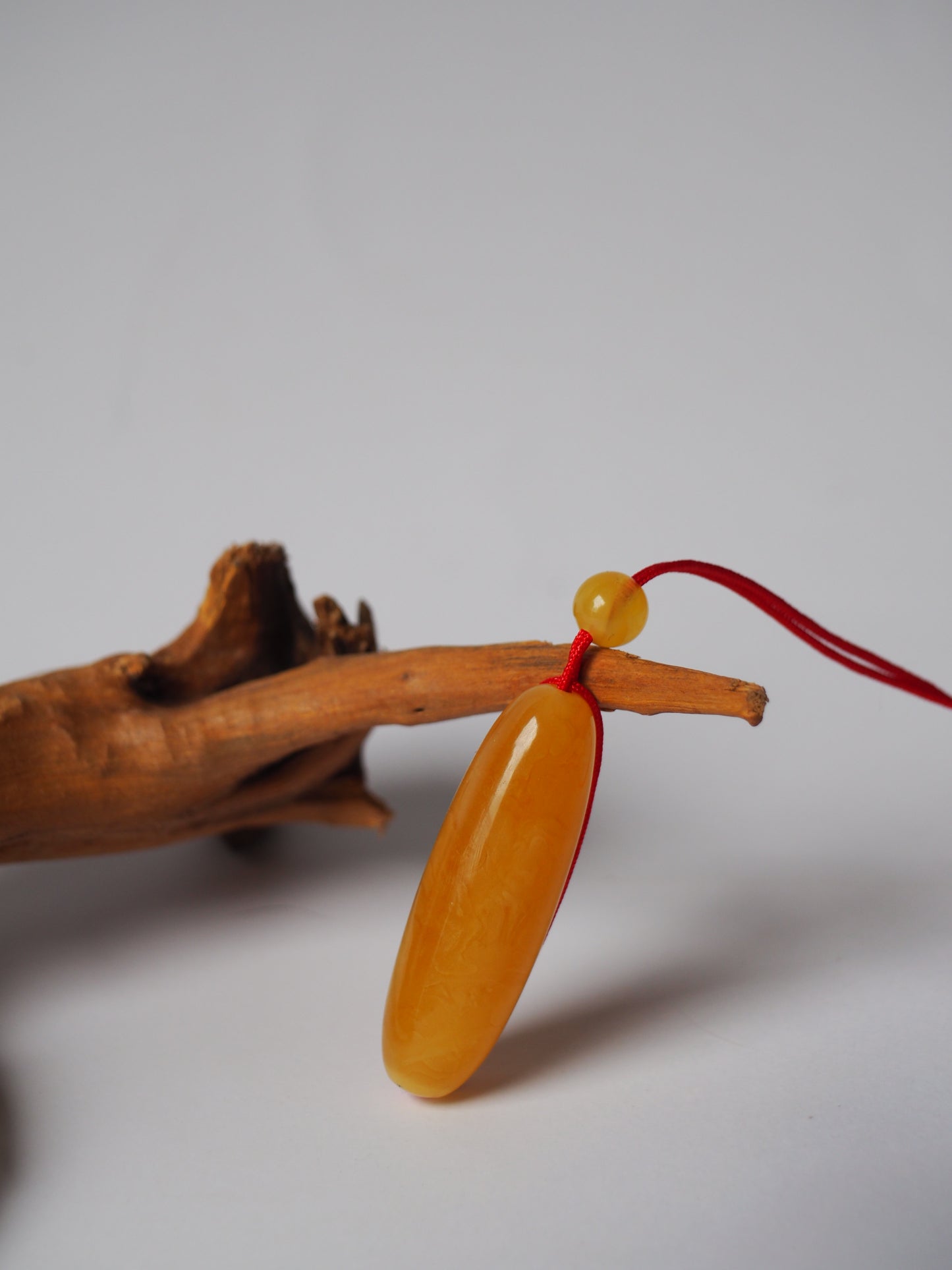 Natural Butterscotch Amber Barrel Shape Pendant with Beads