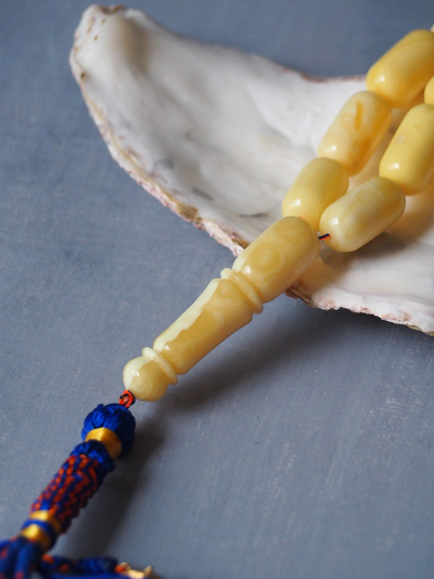 Natural Royal White Barrel Shape Tasbih 33 Beads