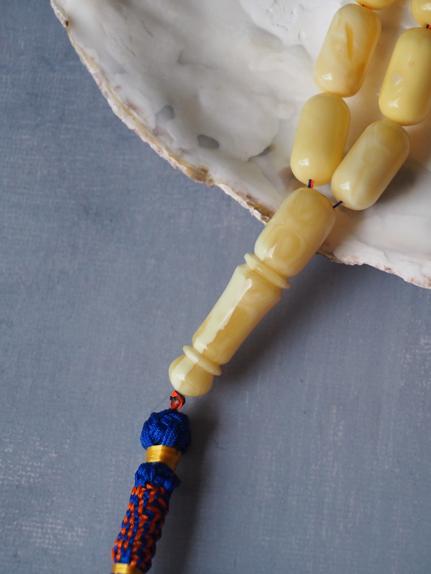 Natural Royal White Barrel Shape Tasbih 33 Beads