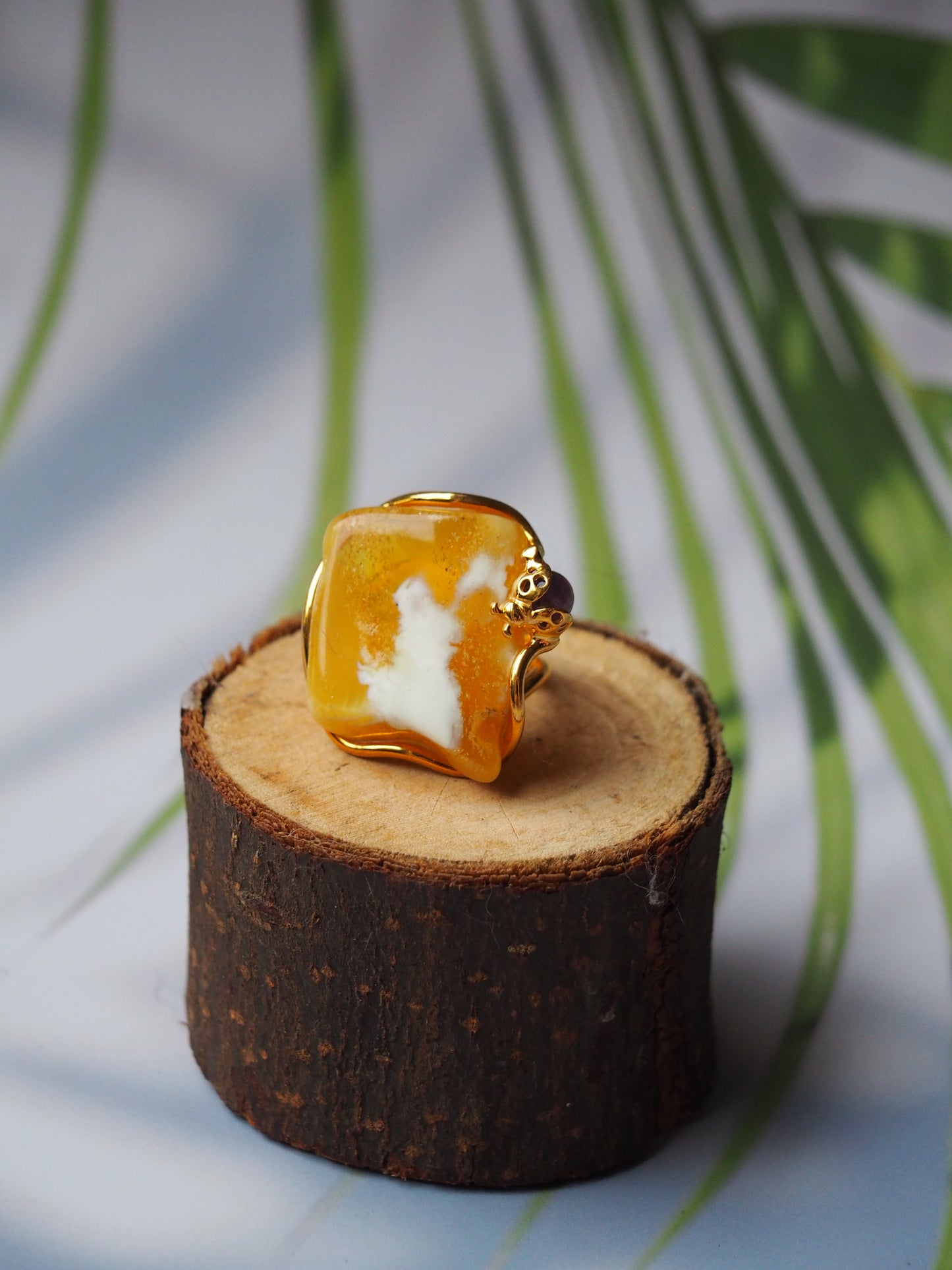 Natural Raw Honey and White Amber Ring with Amethyst