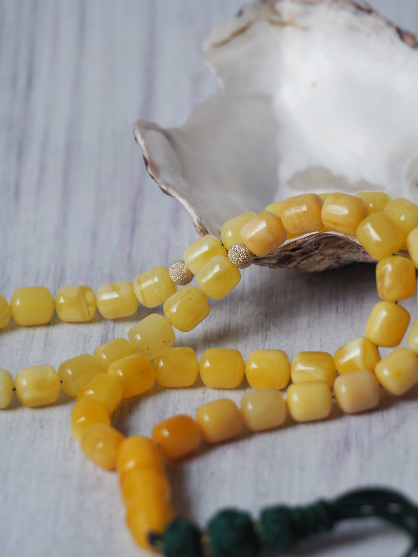 Natural Pocket Size Milk and Aged Butterscotch Gradient Amber Barrel Shape Rosary 45 Beads